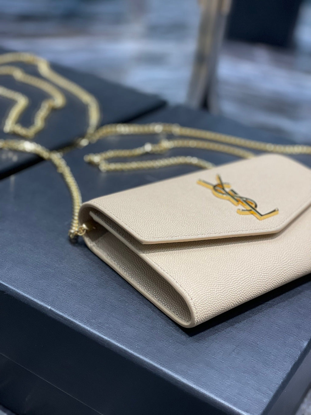 YVT Envelope