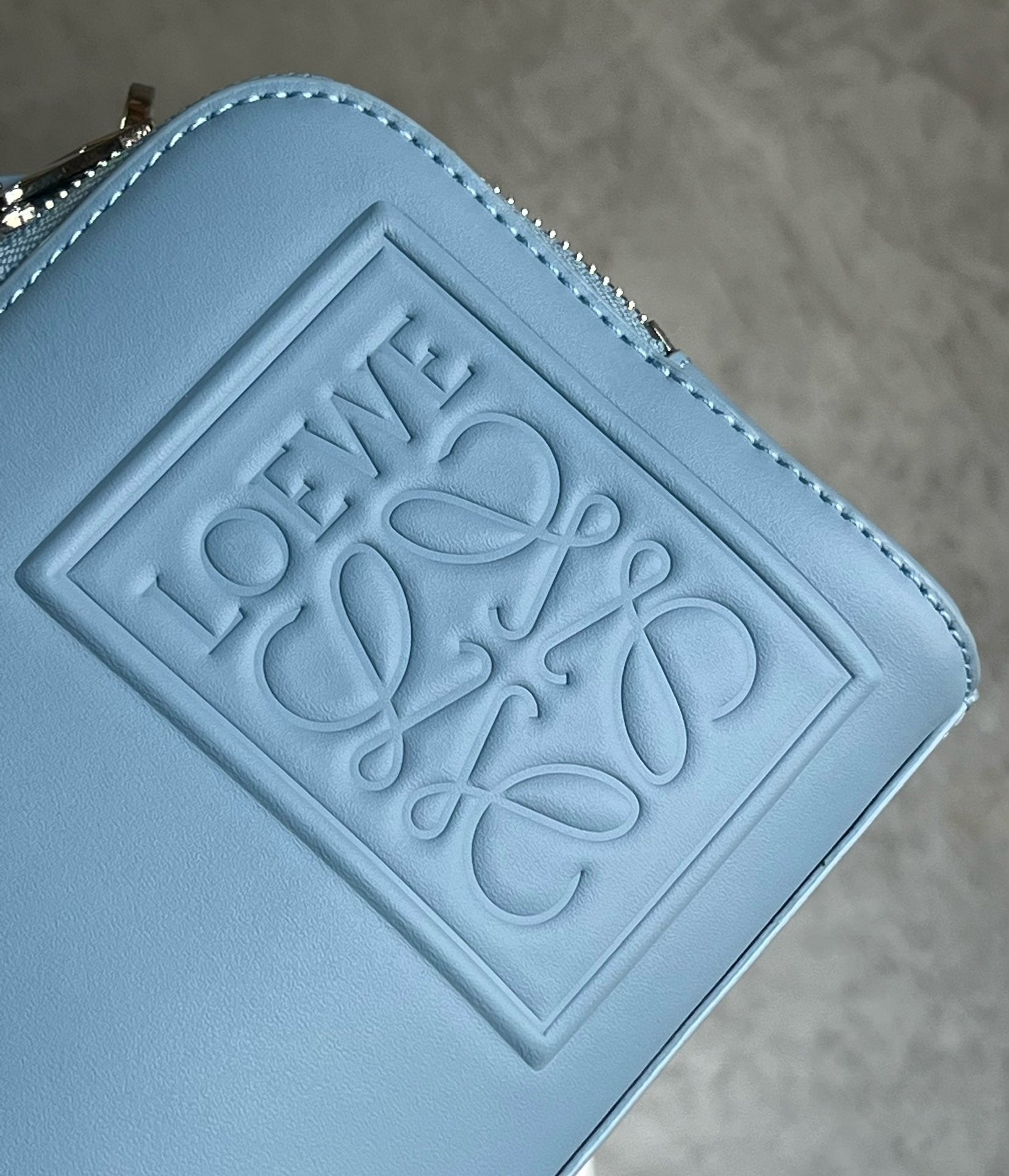 LW Messenger Bag