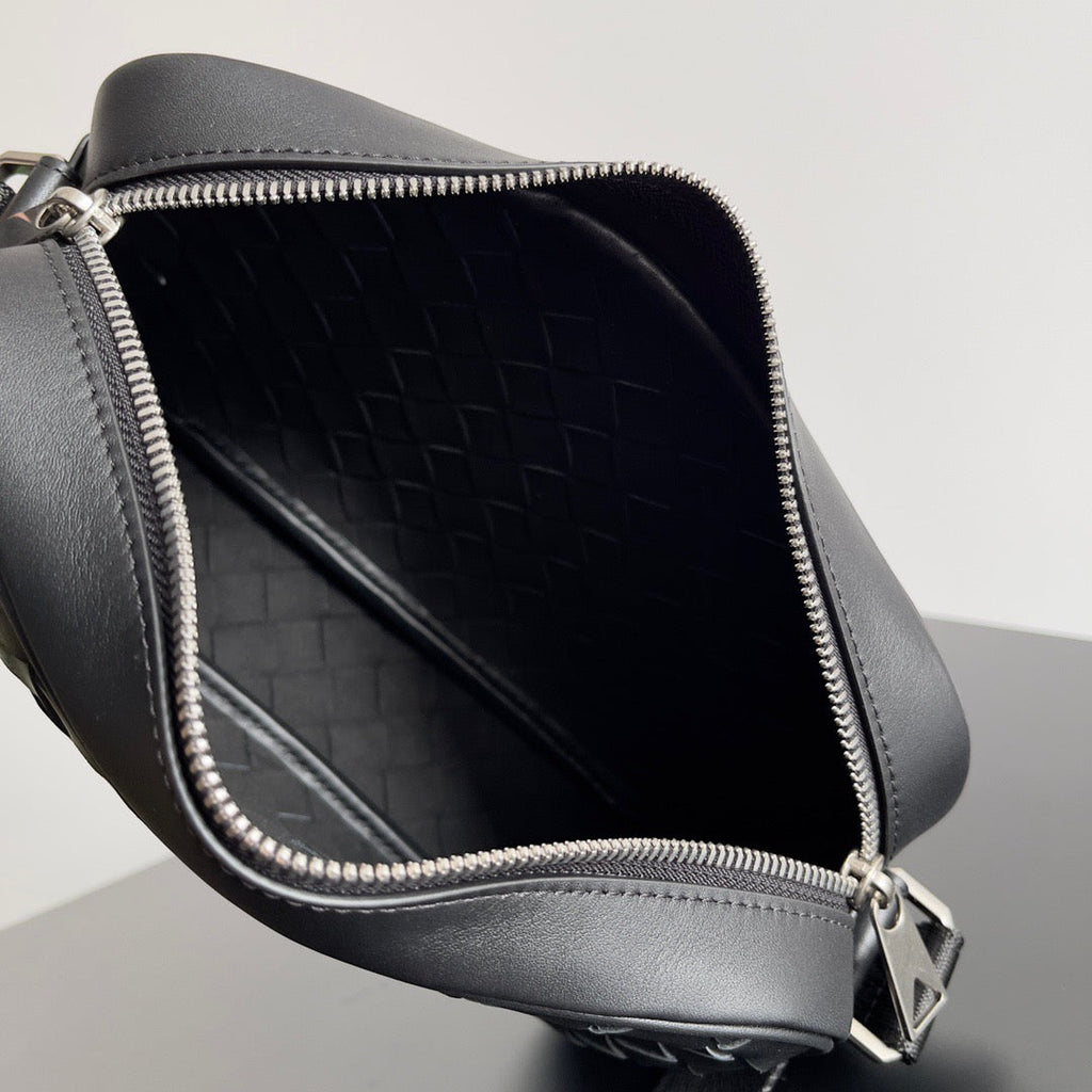 BTV Messenger Bag