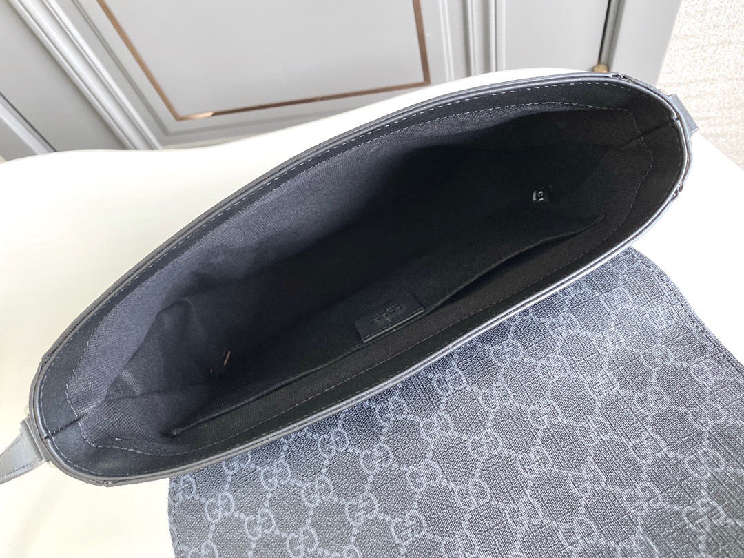 GC Messenger Bag