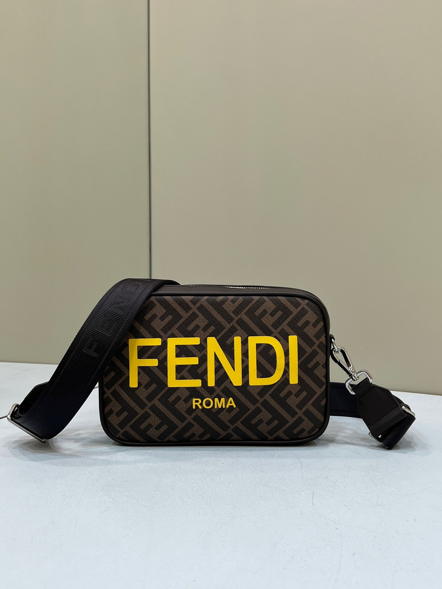 FD Messenger Bag