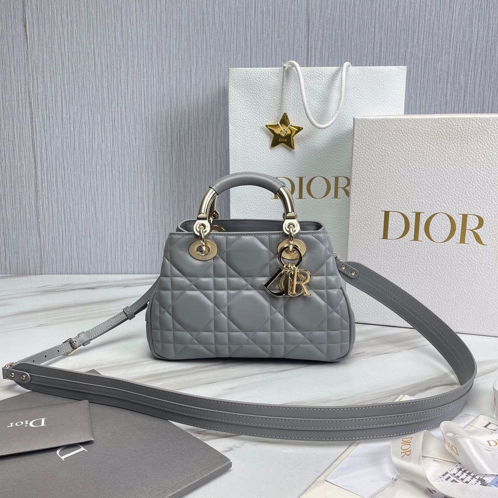 CD Handbag
