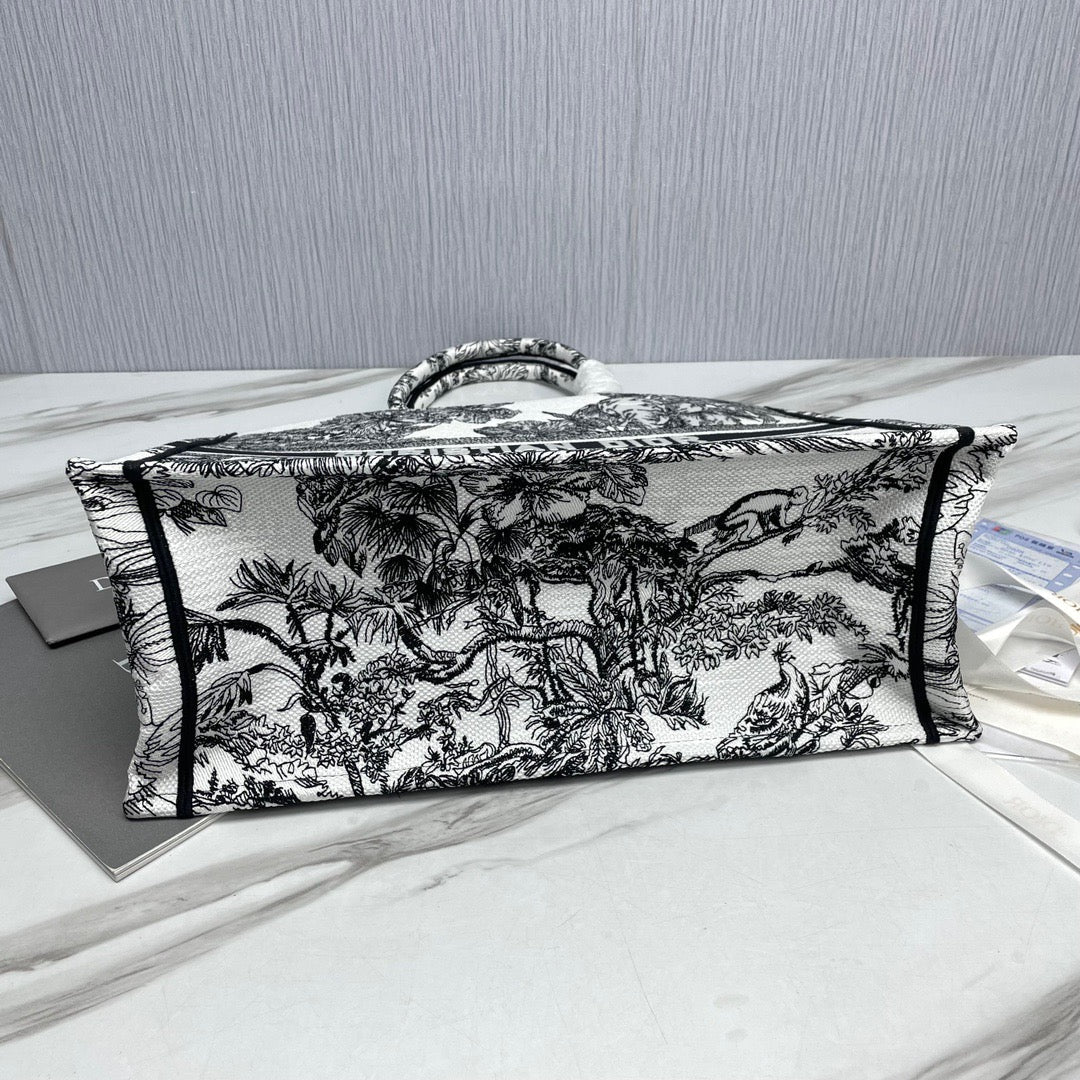 CD Book Tote