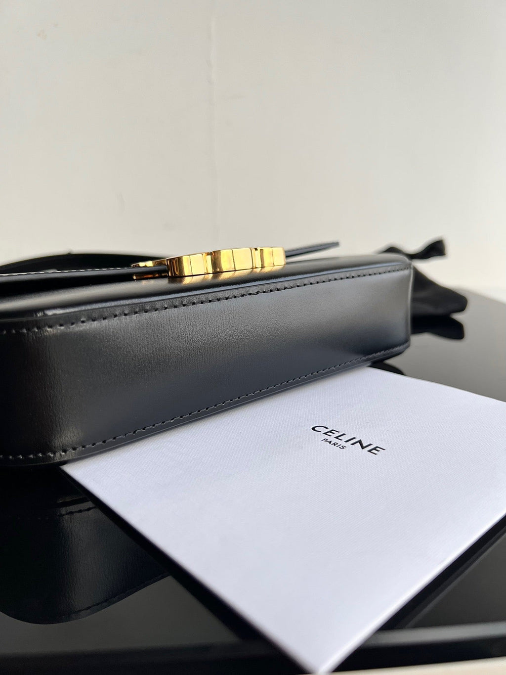 CE Triomphe Hobo