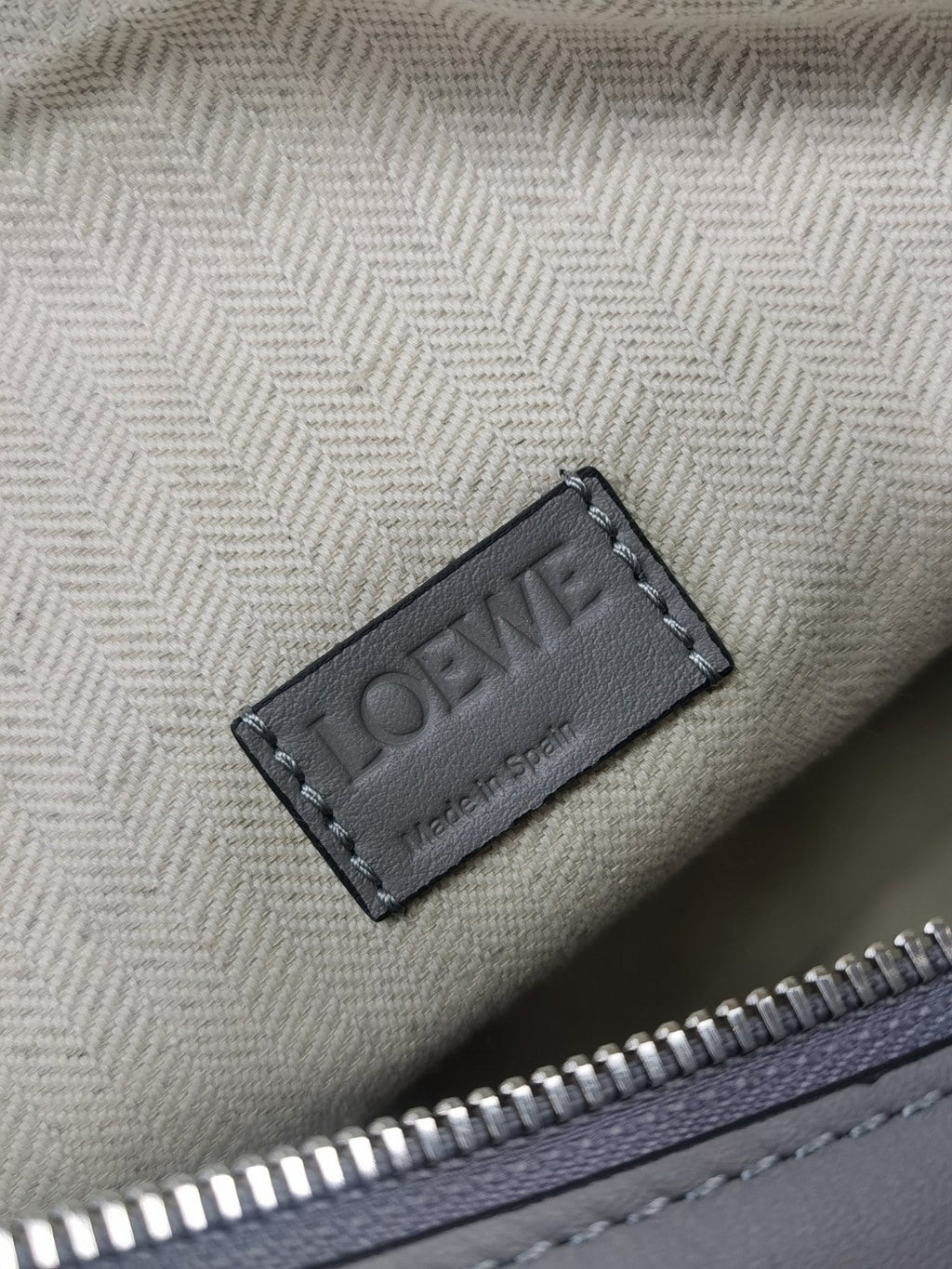 LW Messenger Bag