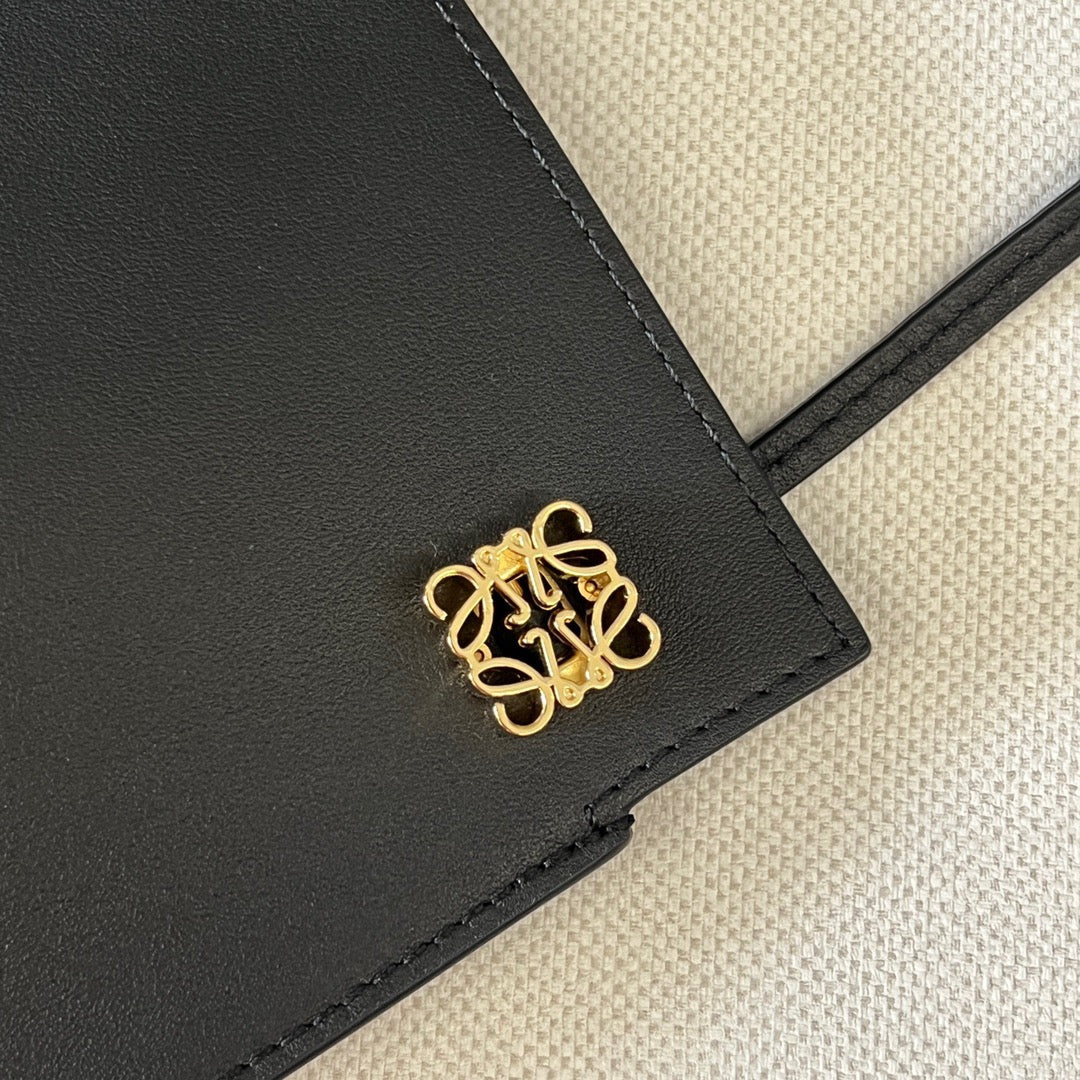 LW Sling Bag