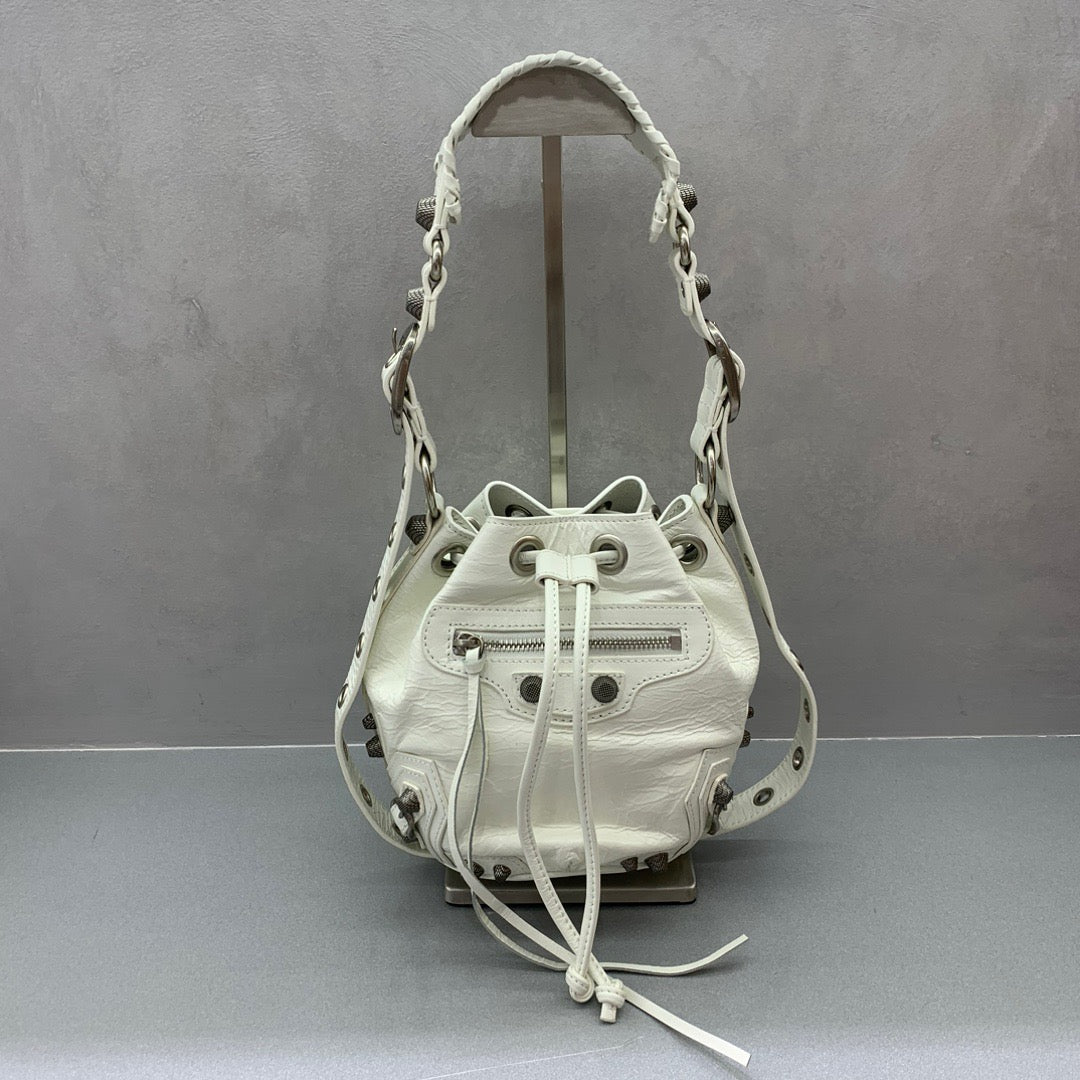 BLC XS Cagole Bucket