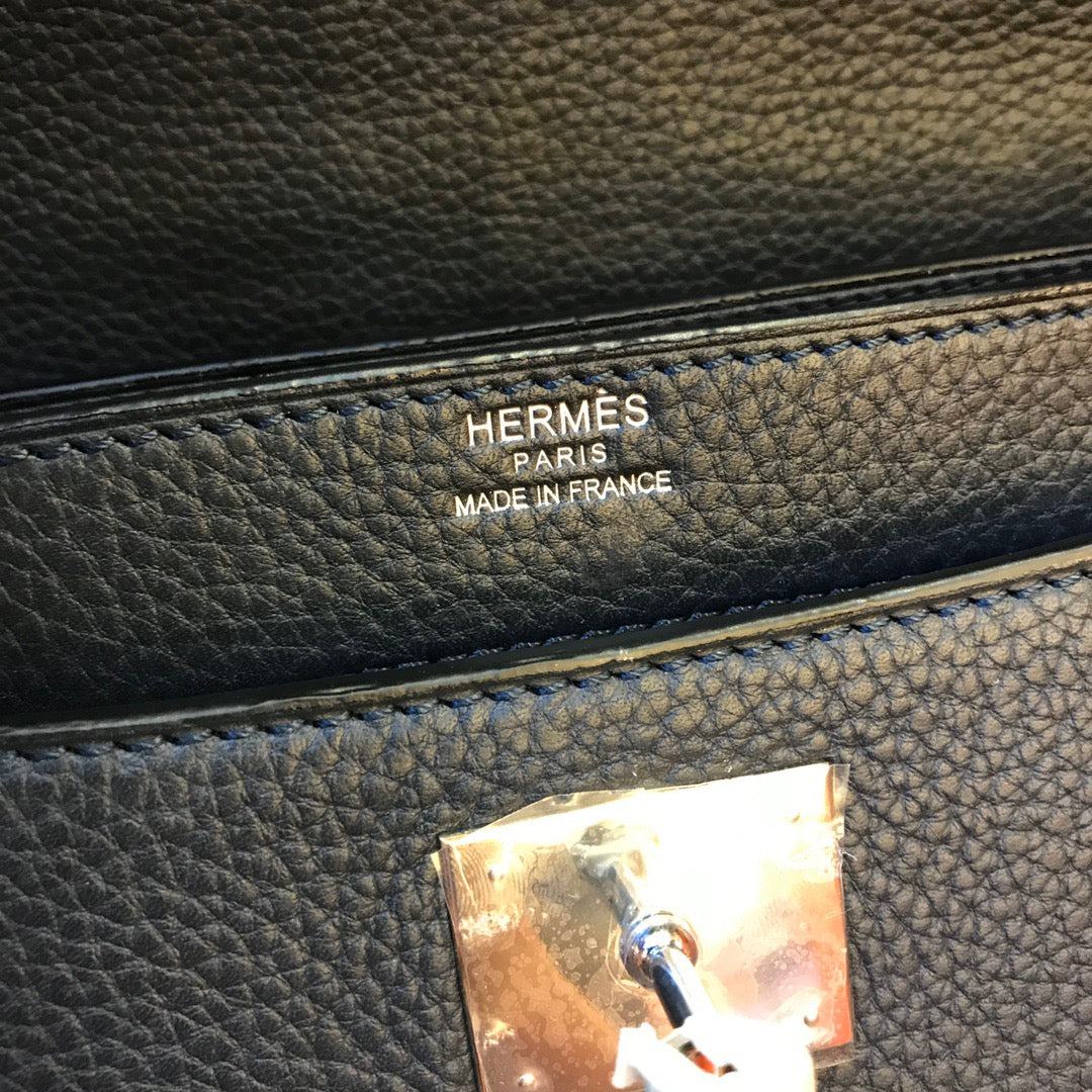 HMS Briefcase
