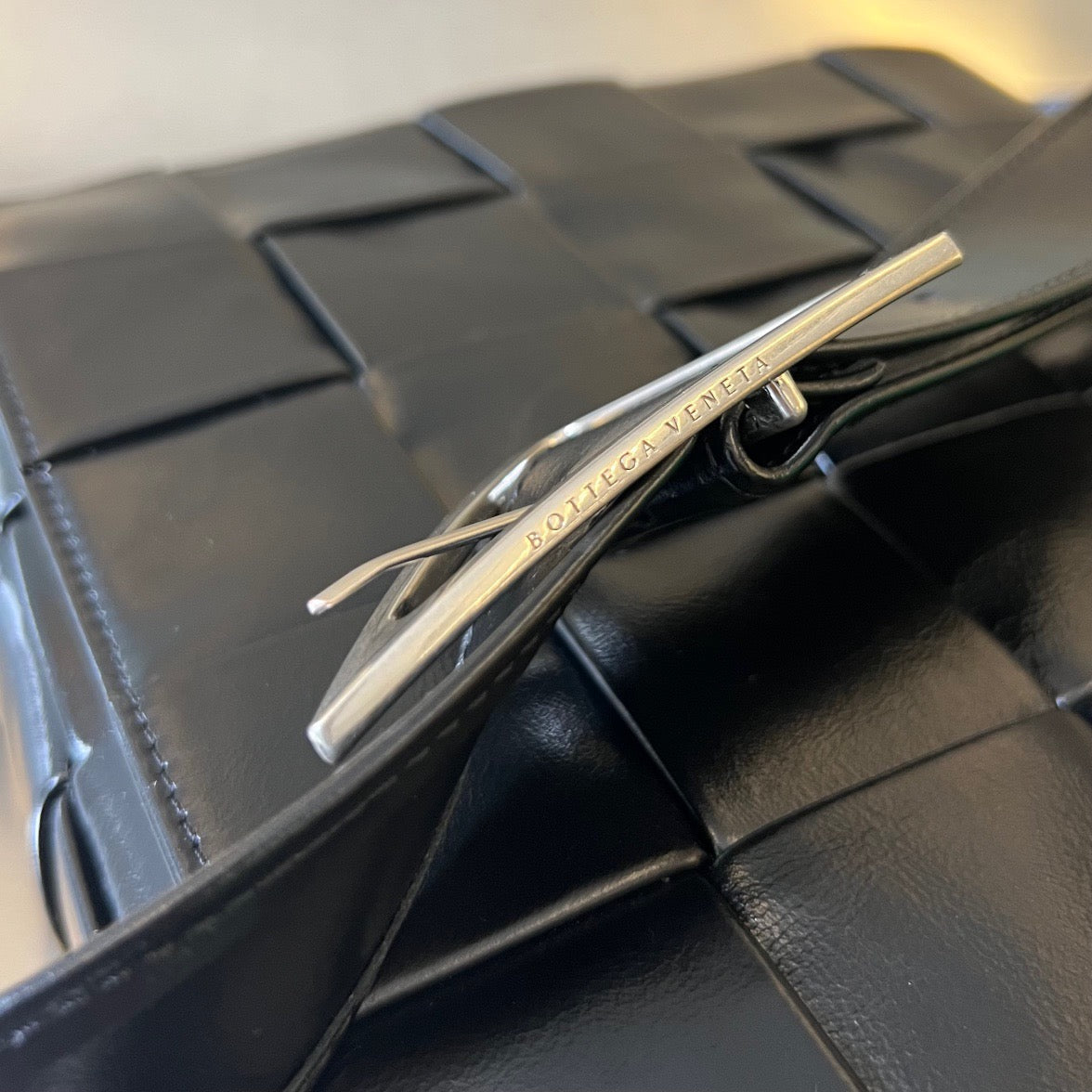 BTV Messenger Bag
