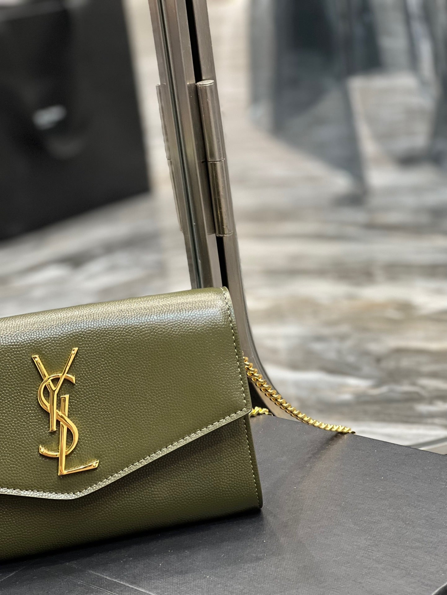 YVT Envelope