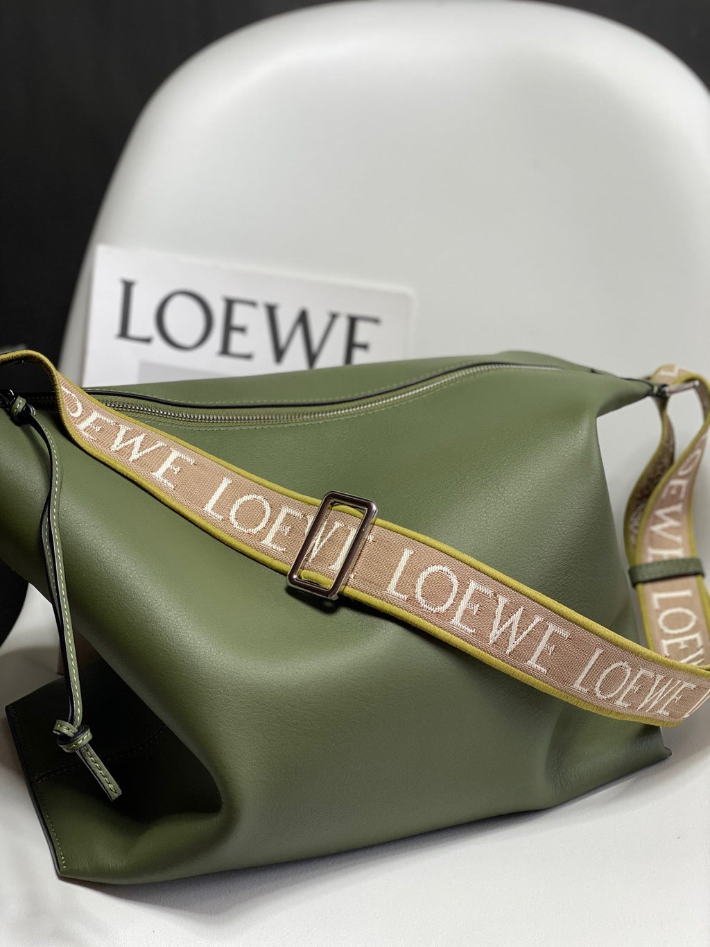 LW Messenger Bag