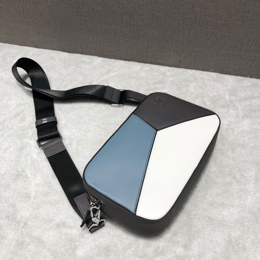 LW Messenger Bag