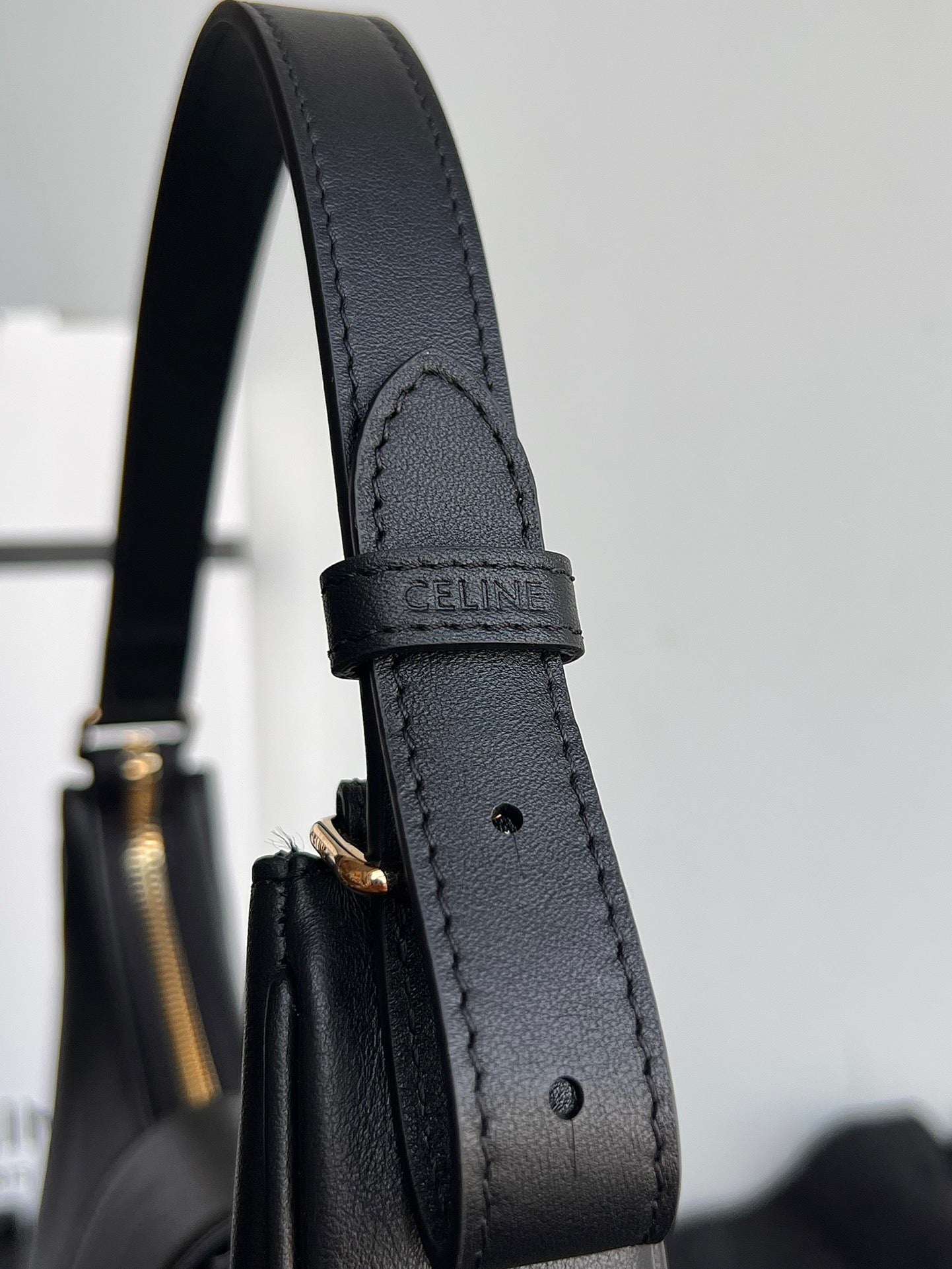 CE Triomphe Hobo
