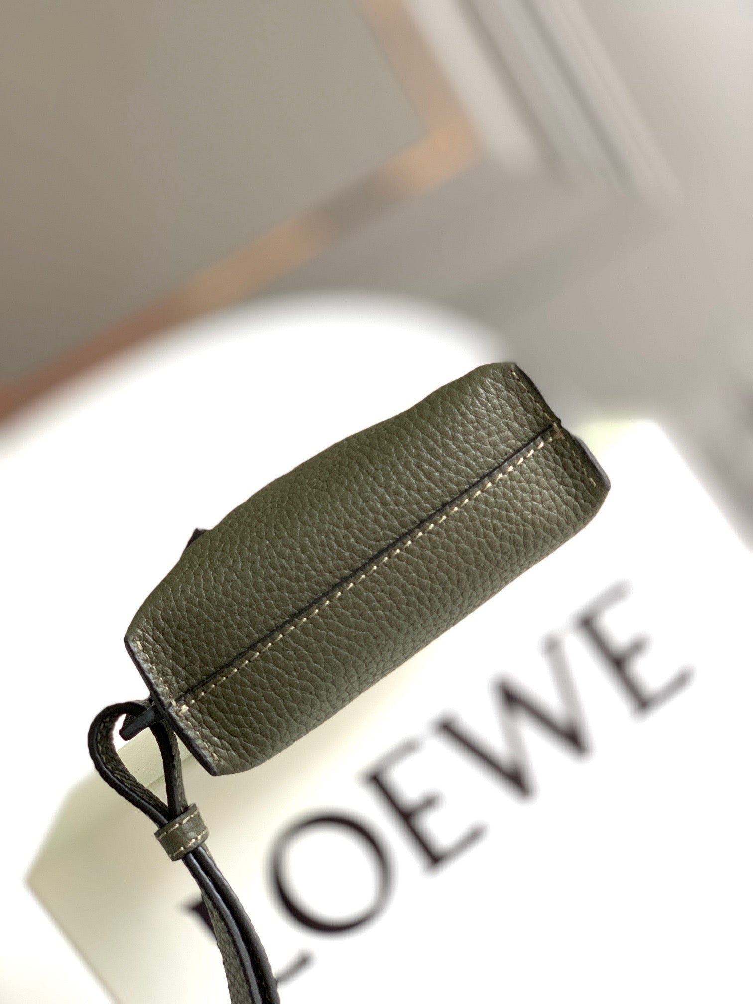 LW Sling Bag