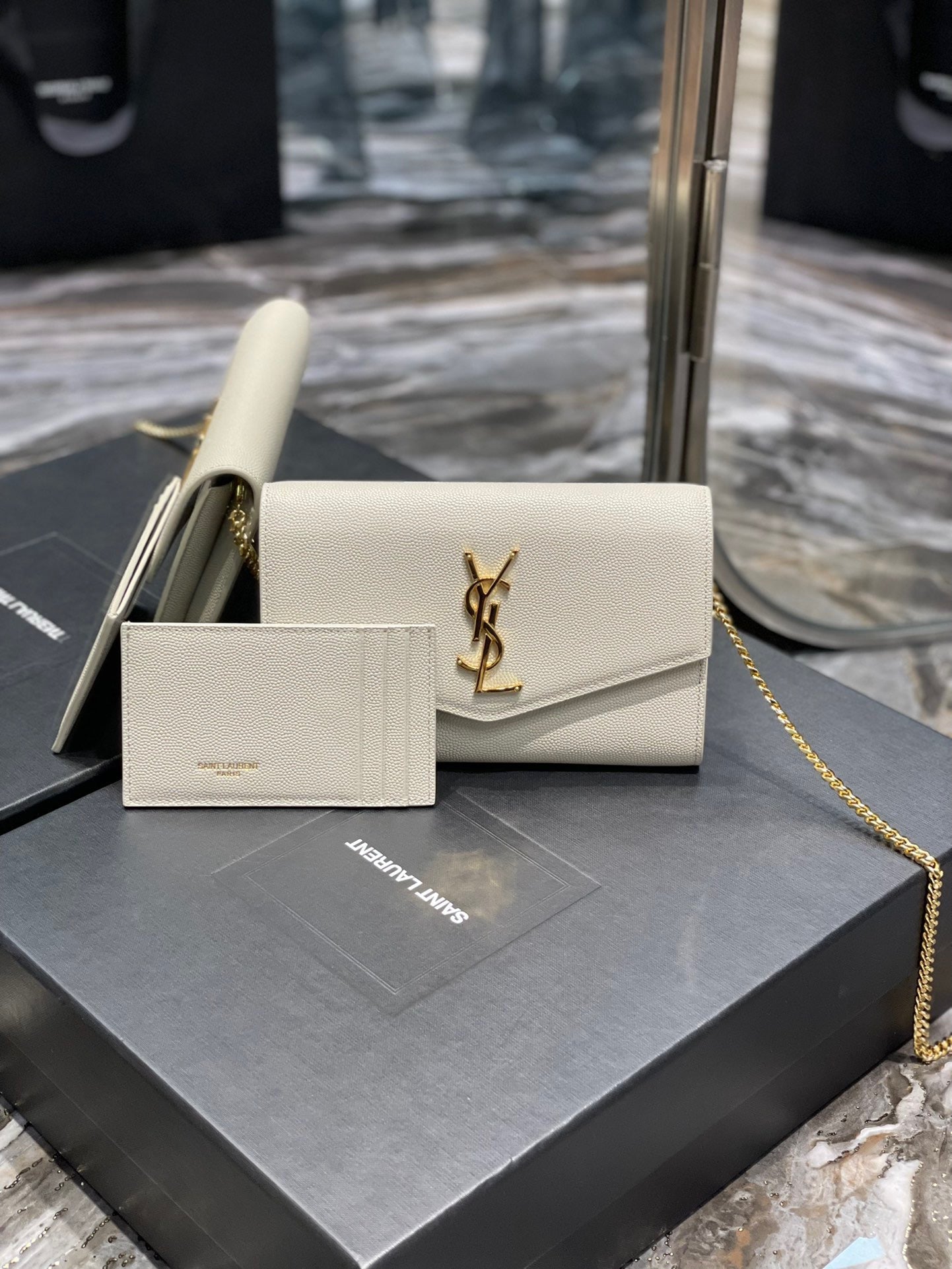YVT Envelope