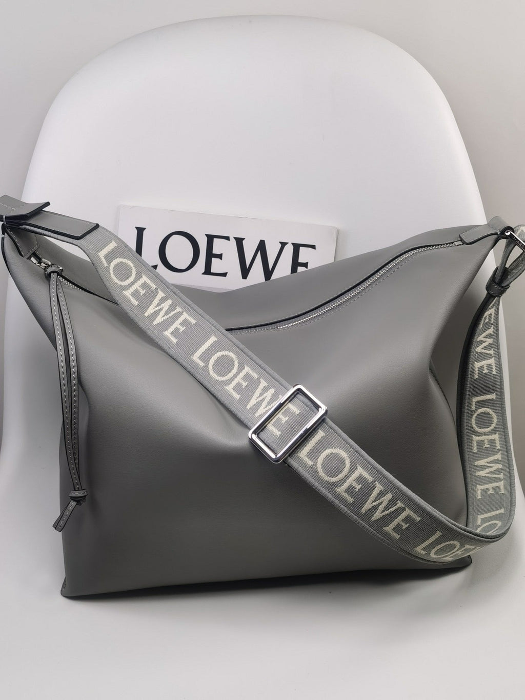 LW Messenger Bag