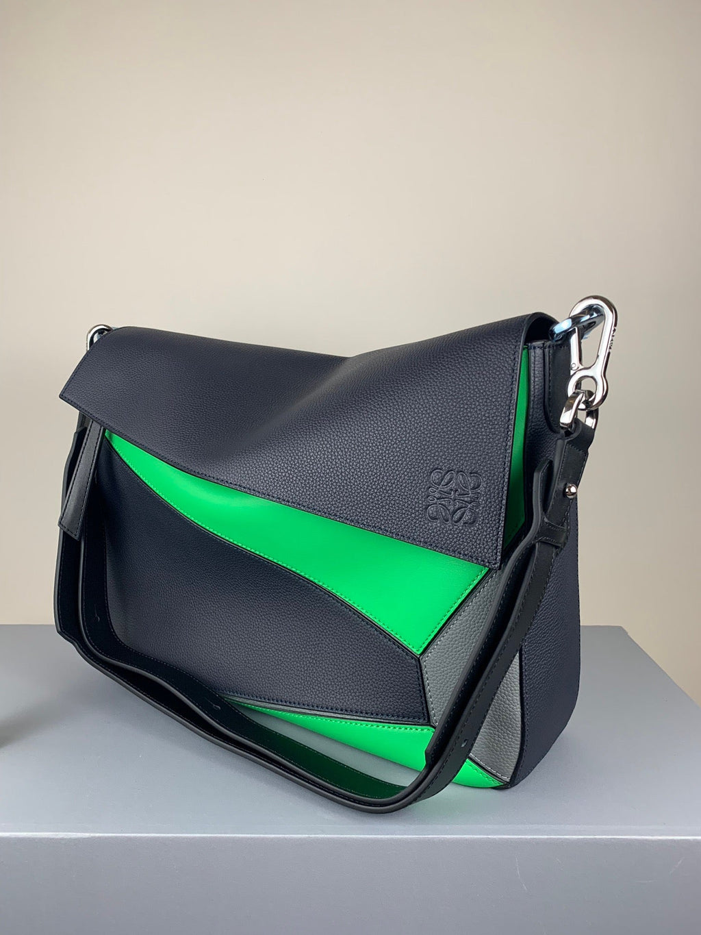 LW Puzzle Bag