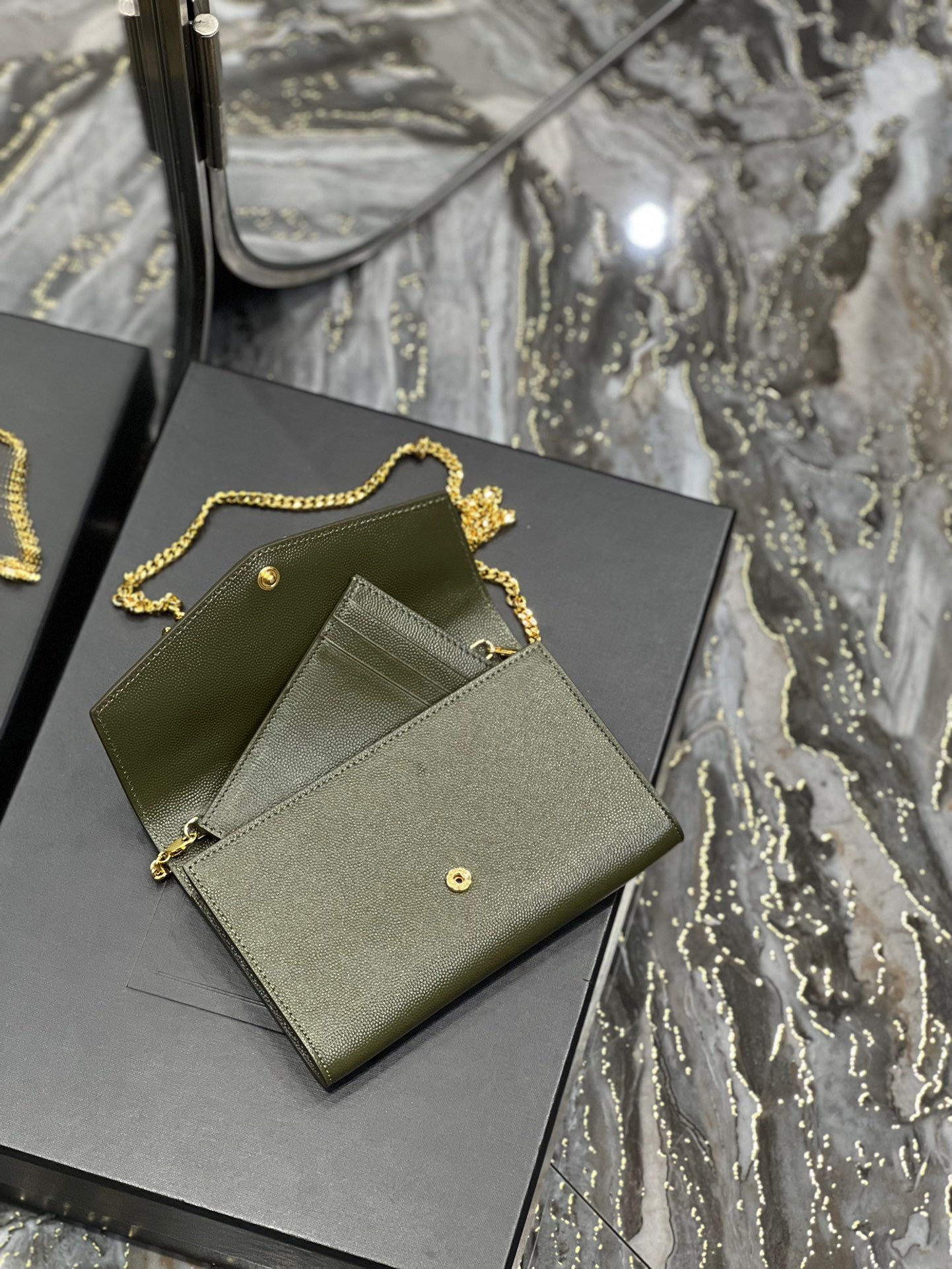 YVT Envelope