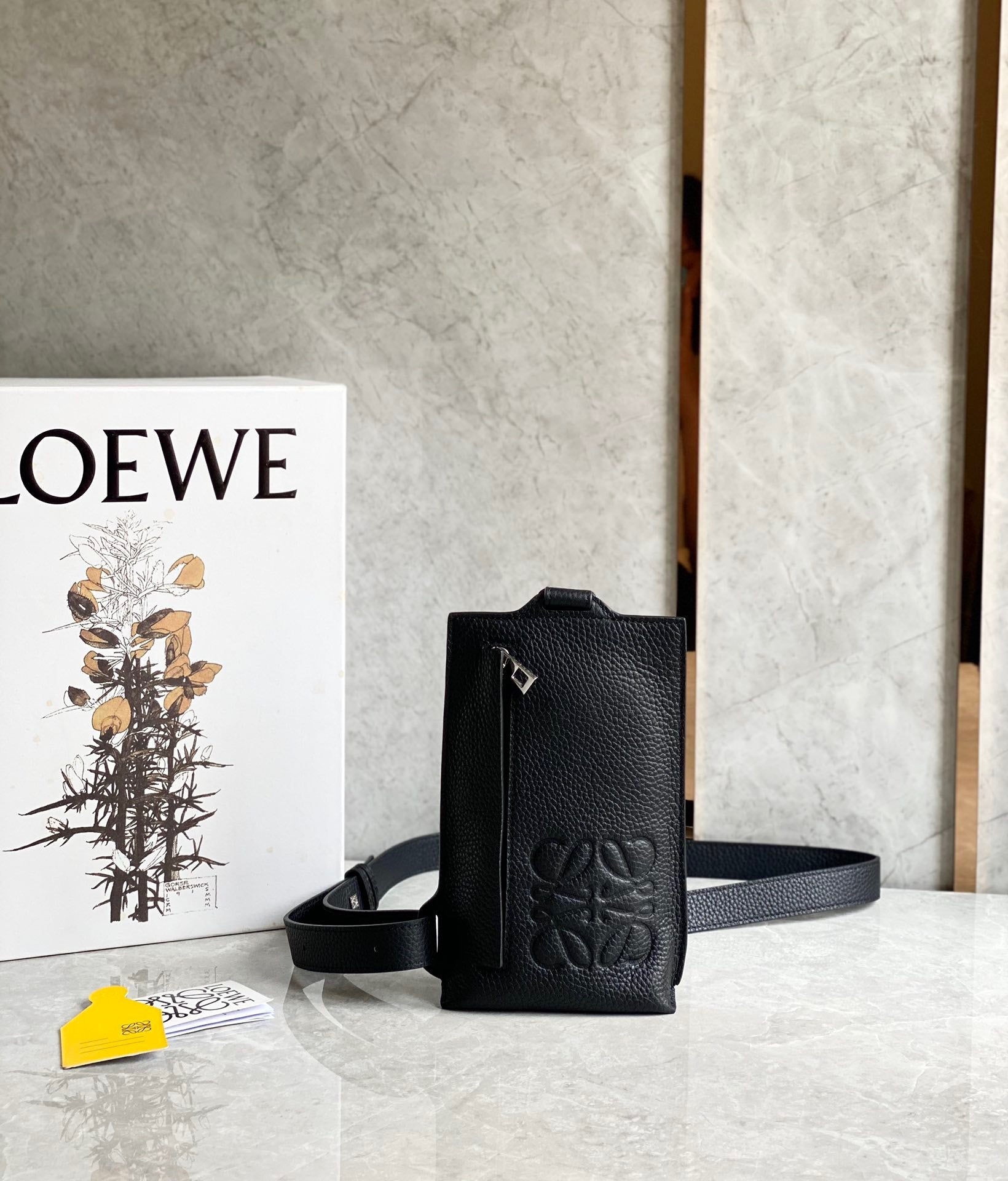 LW Sling Bag
