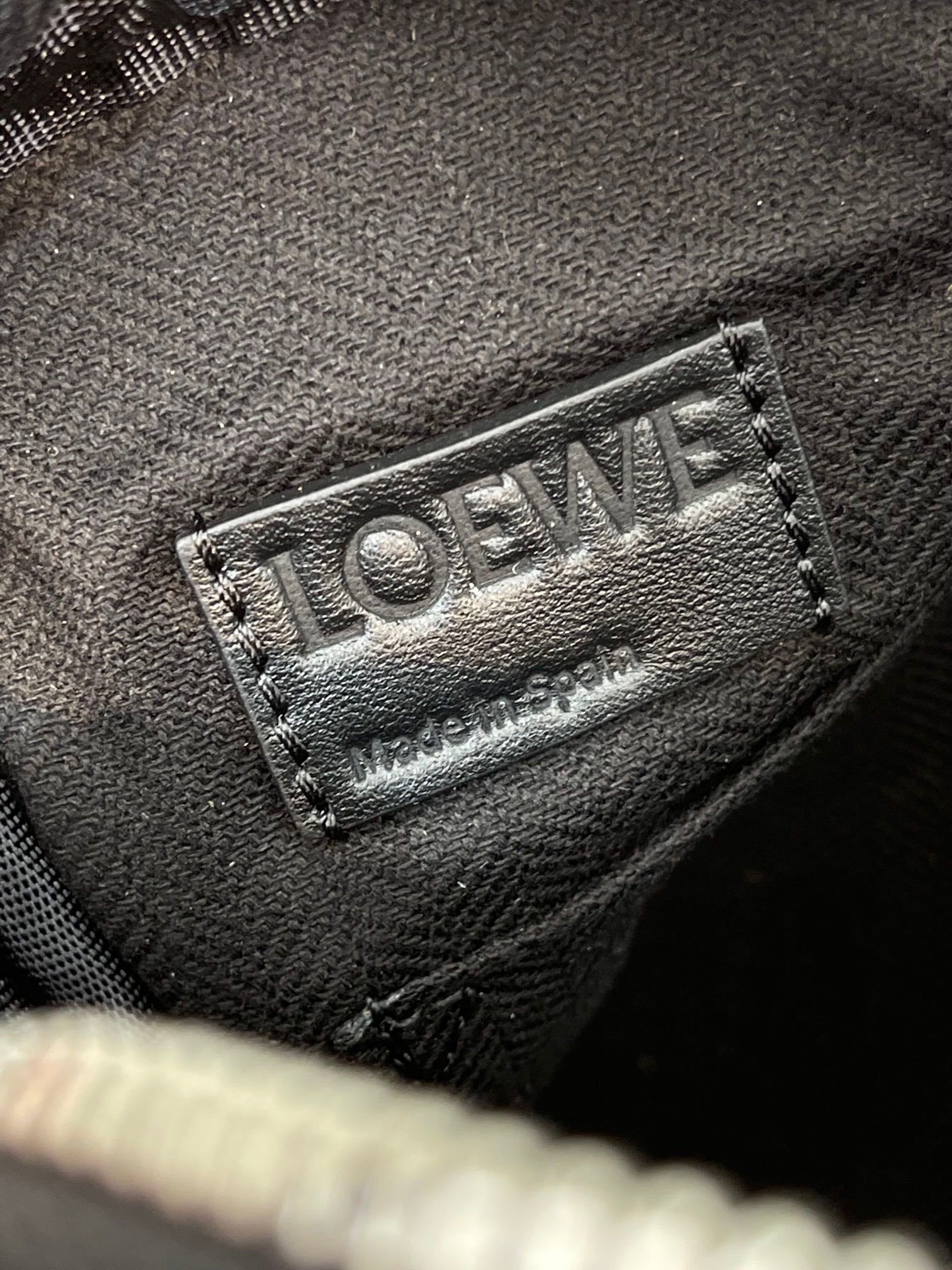 LW Messenger Bag