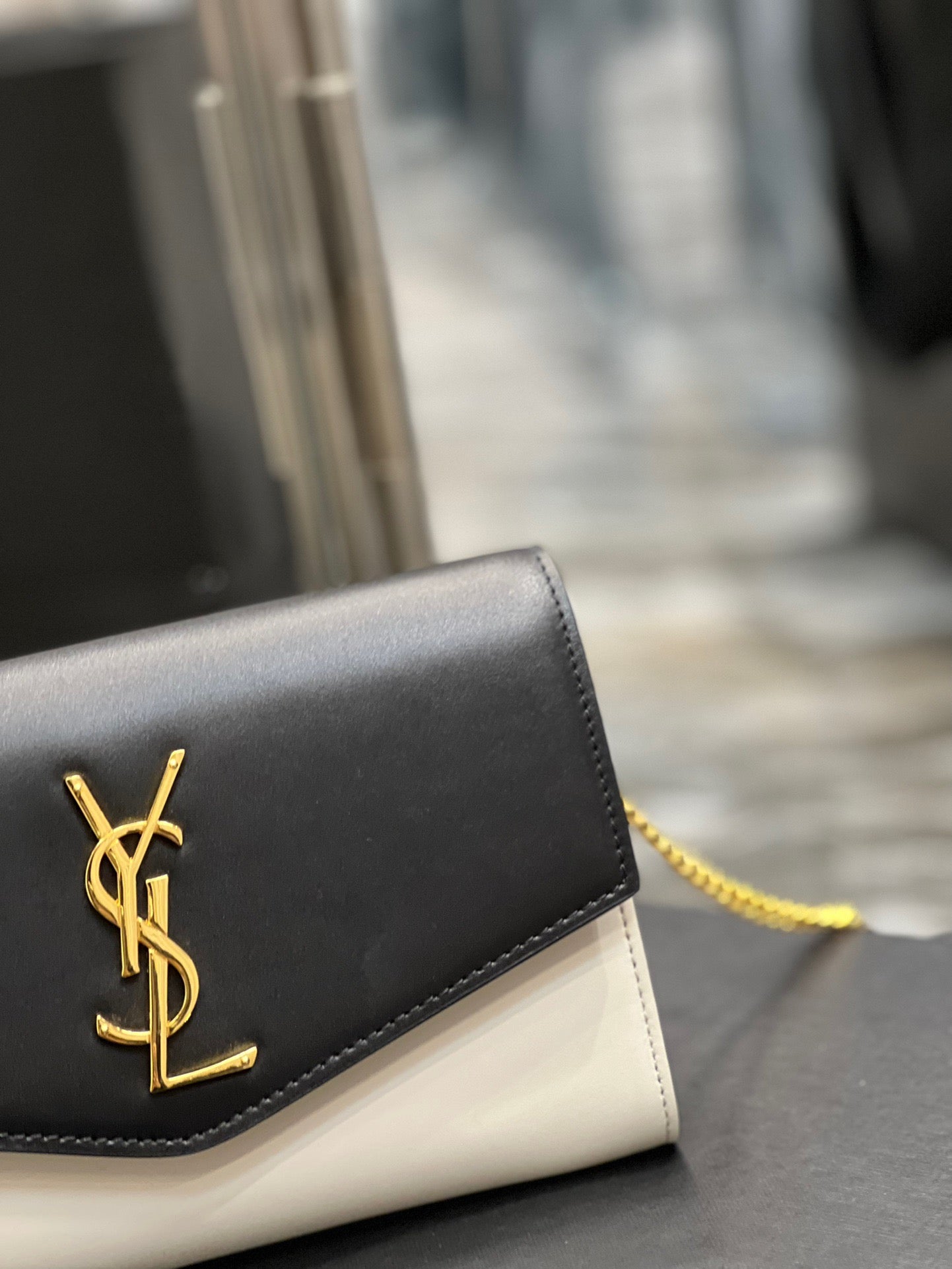 YVT Envelope