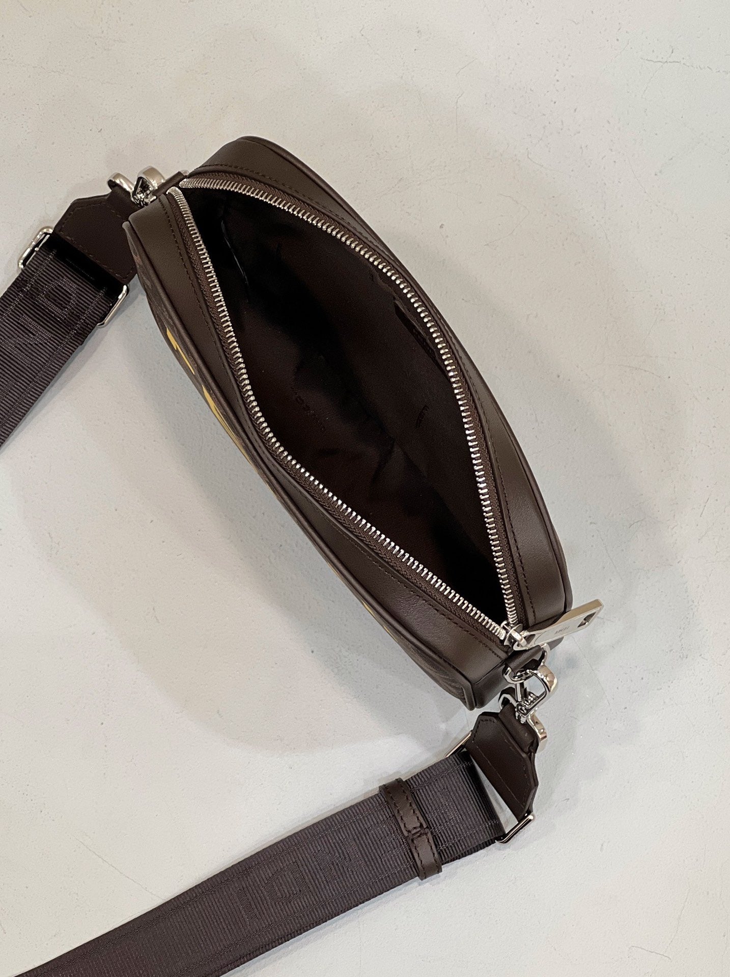 FD Messenger Bag