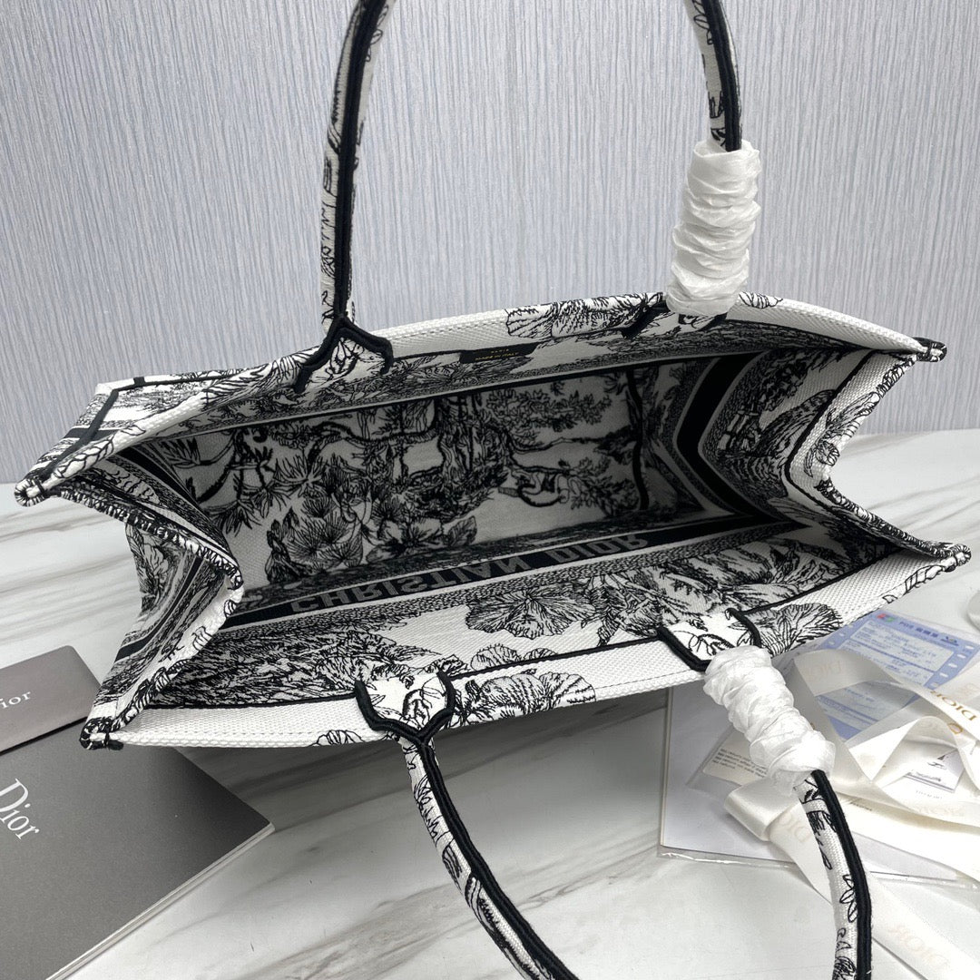 CD Book Tote