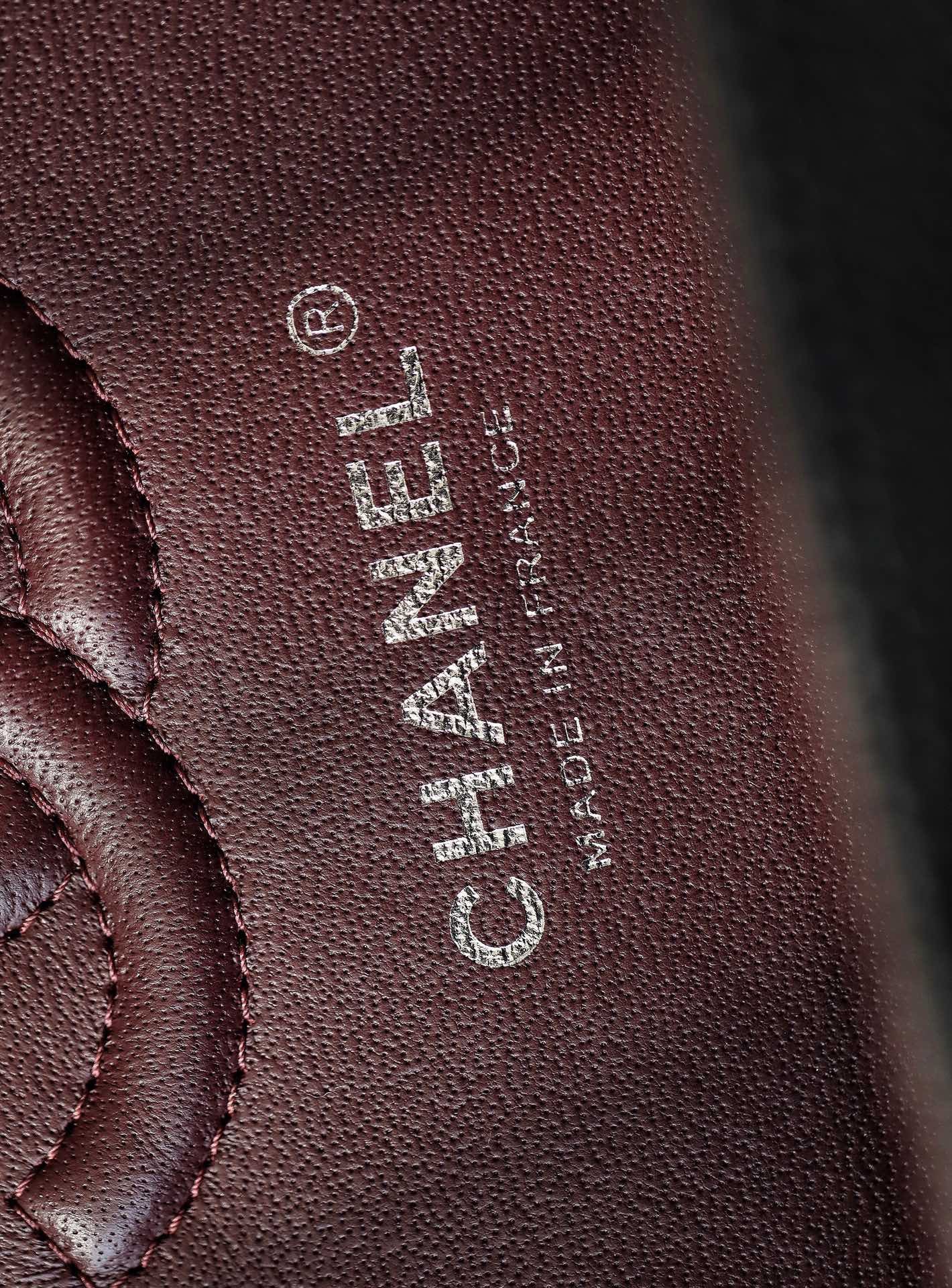 CNL Classic Flap Small