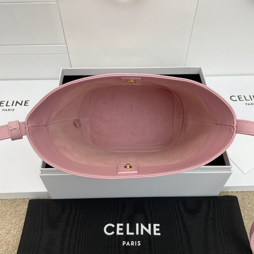 CE Triomphe Bucket