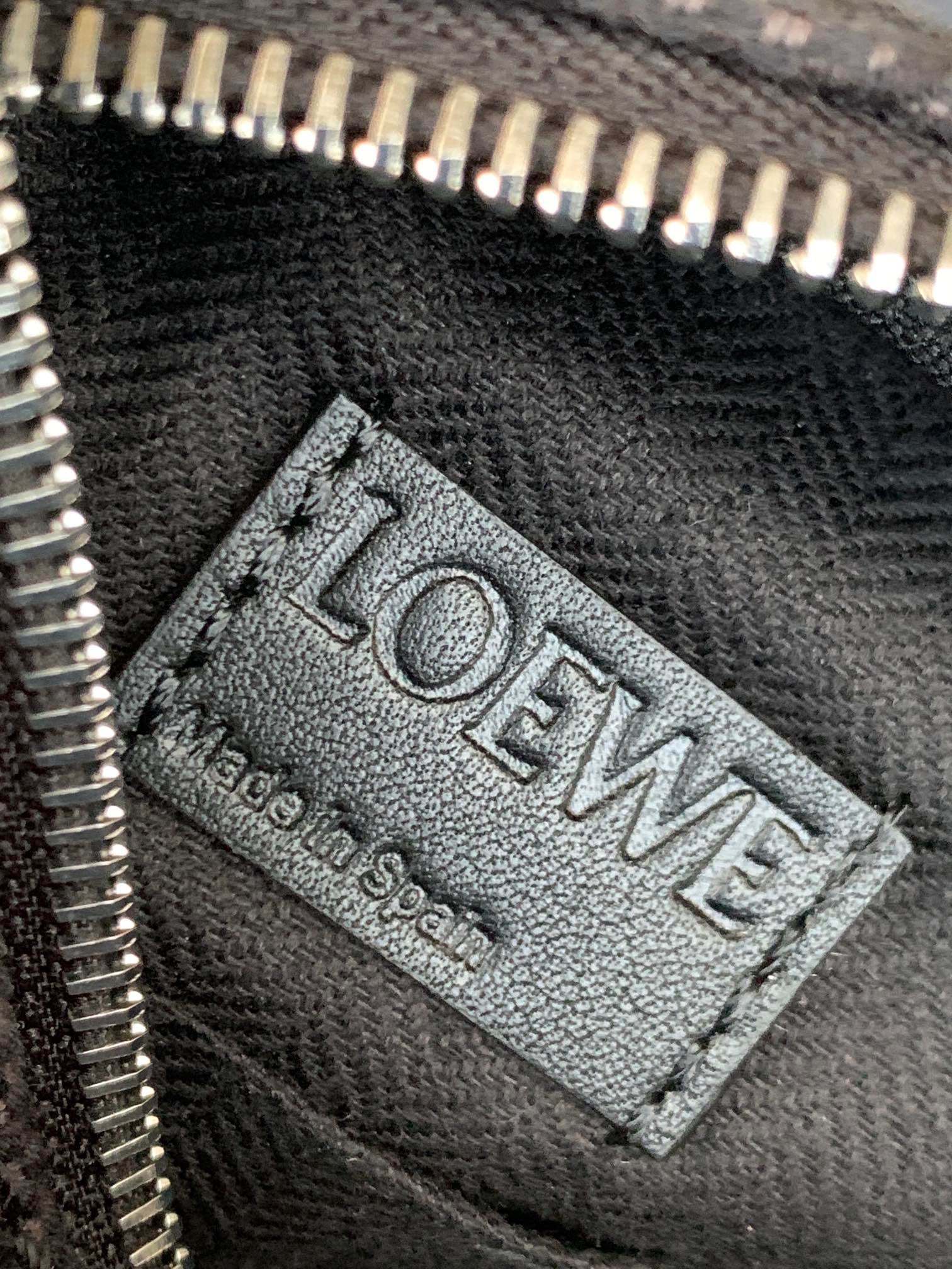 LW Messenger Bag
