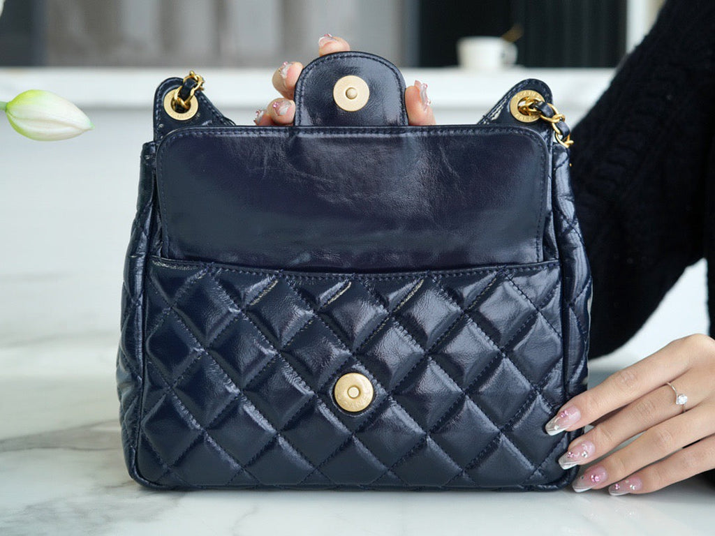 CNL 23C Hobo Bag