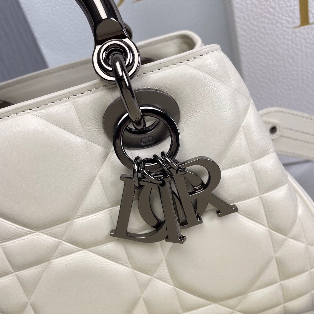 CD Handbag