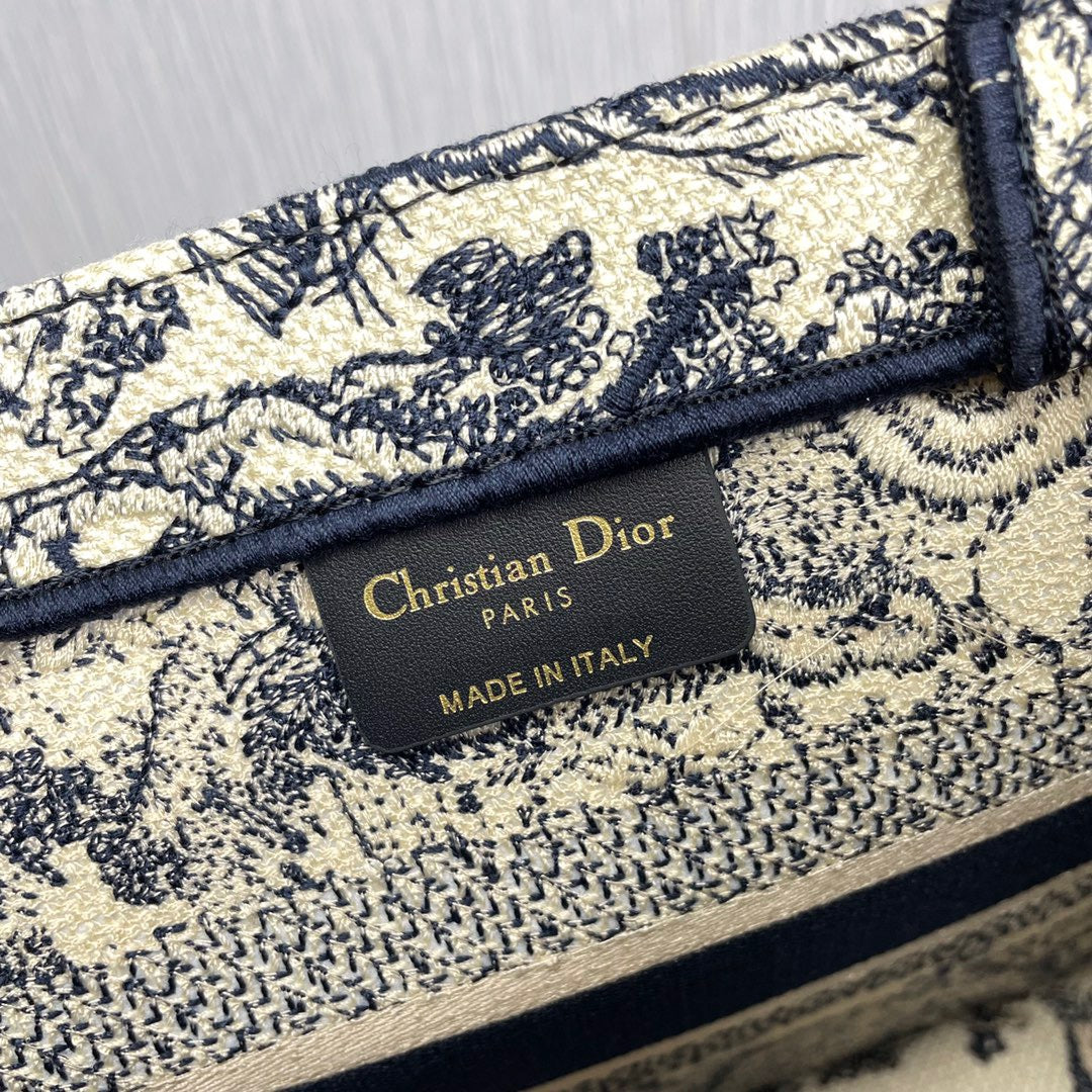 CD Book Tote