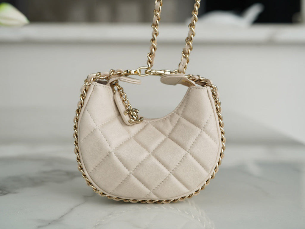 CNL 23p Hobo Bag