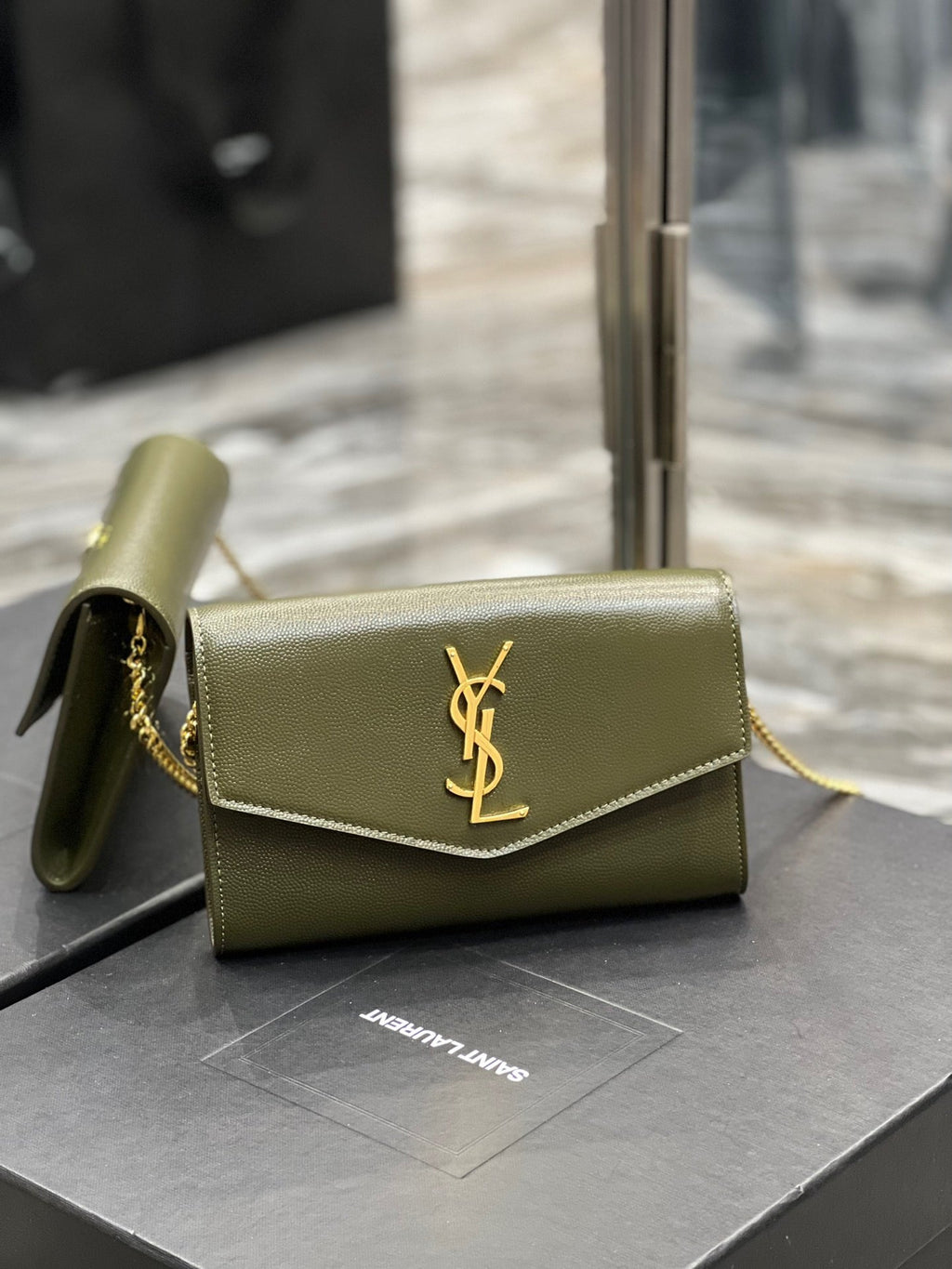 YVT Envelope