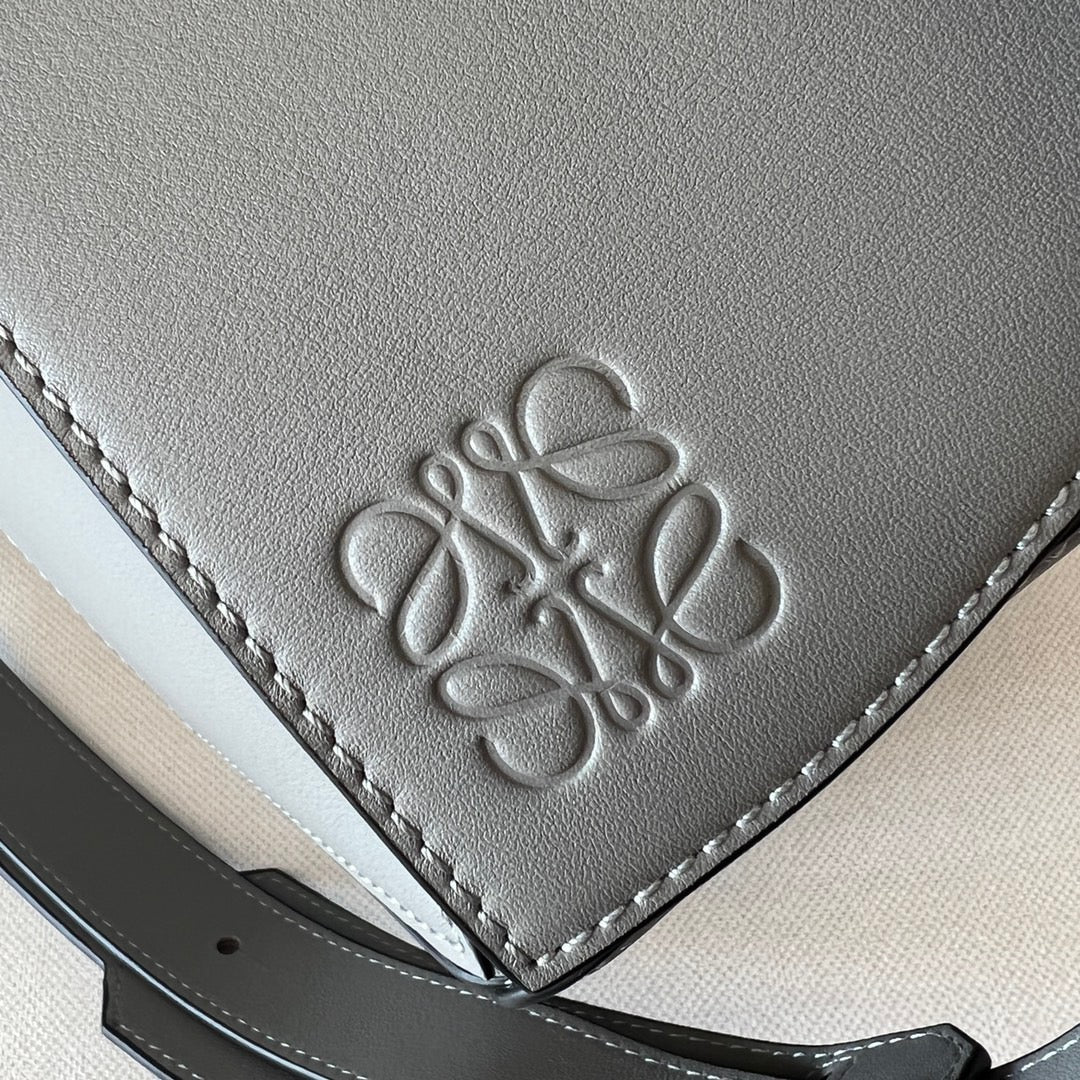 LW Puzzle Bag
