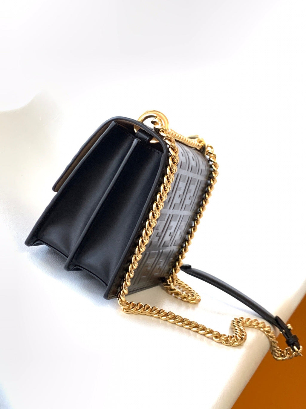 FD Kan U Flap Bag