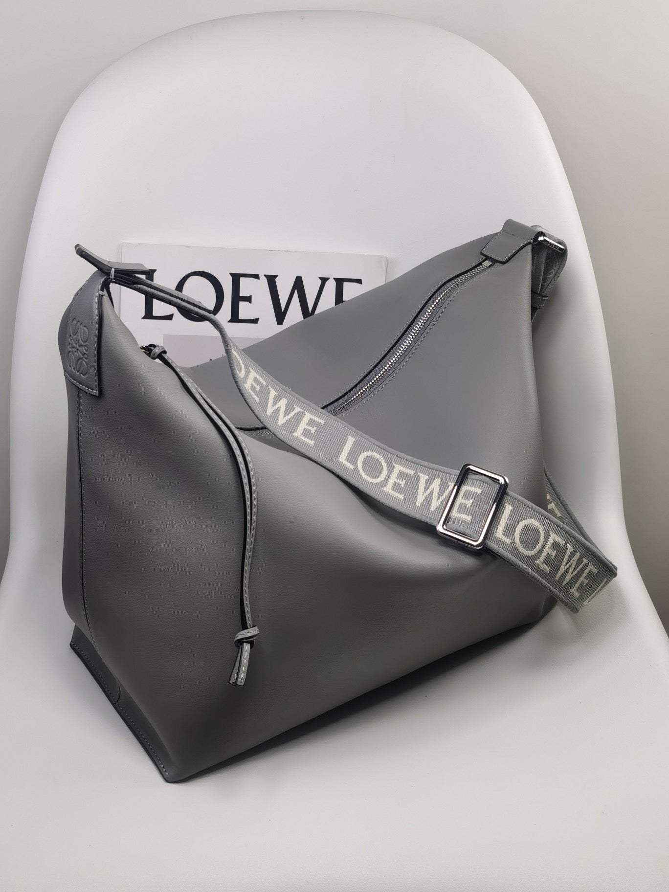 LW Messenger Bag