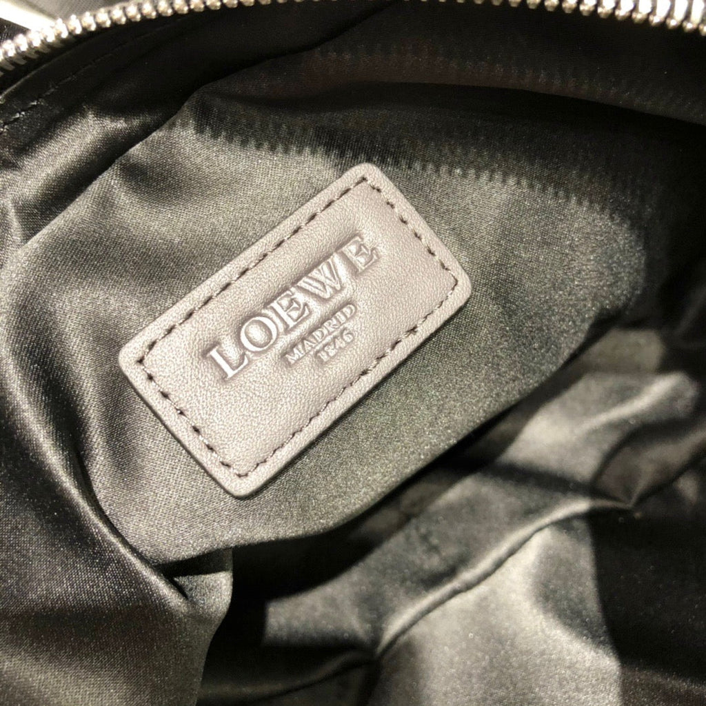 LW Messenger Bag