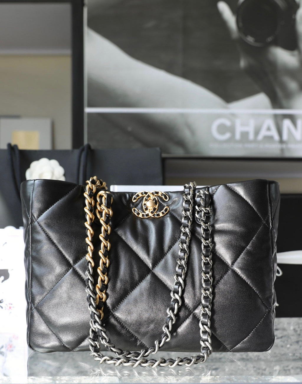 CNL 22K 19 Shopping Bag