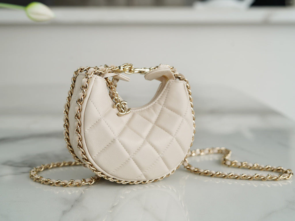 CNL 23p Hobo Bag