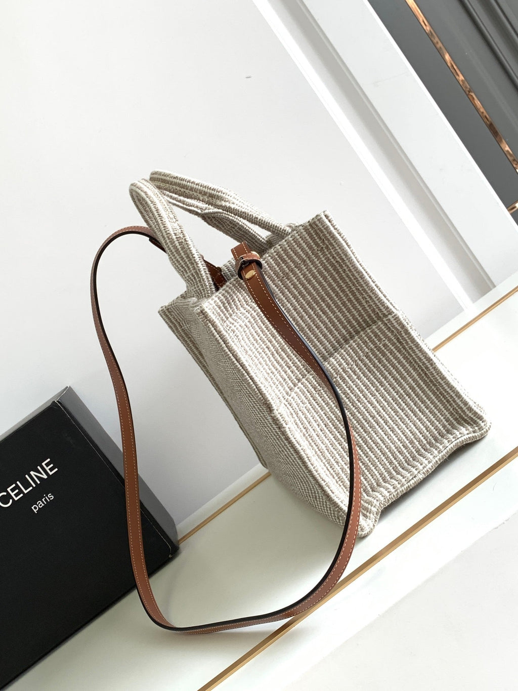 CE Triomphe Tote