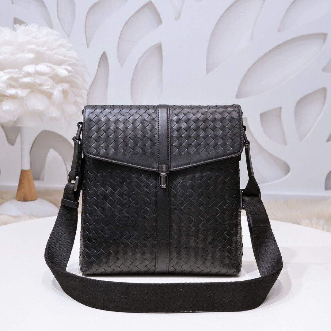 BTV Messenger Bag