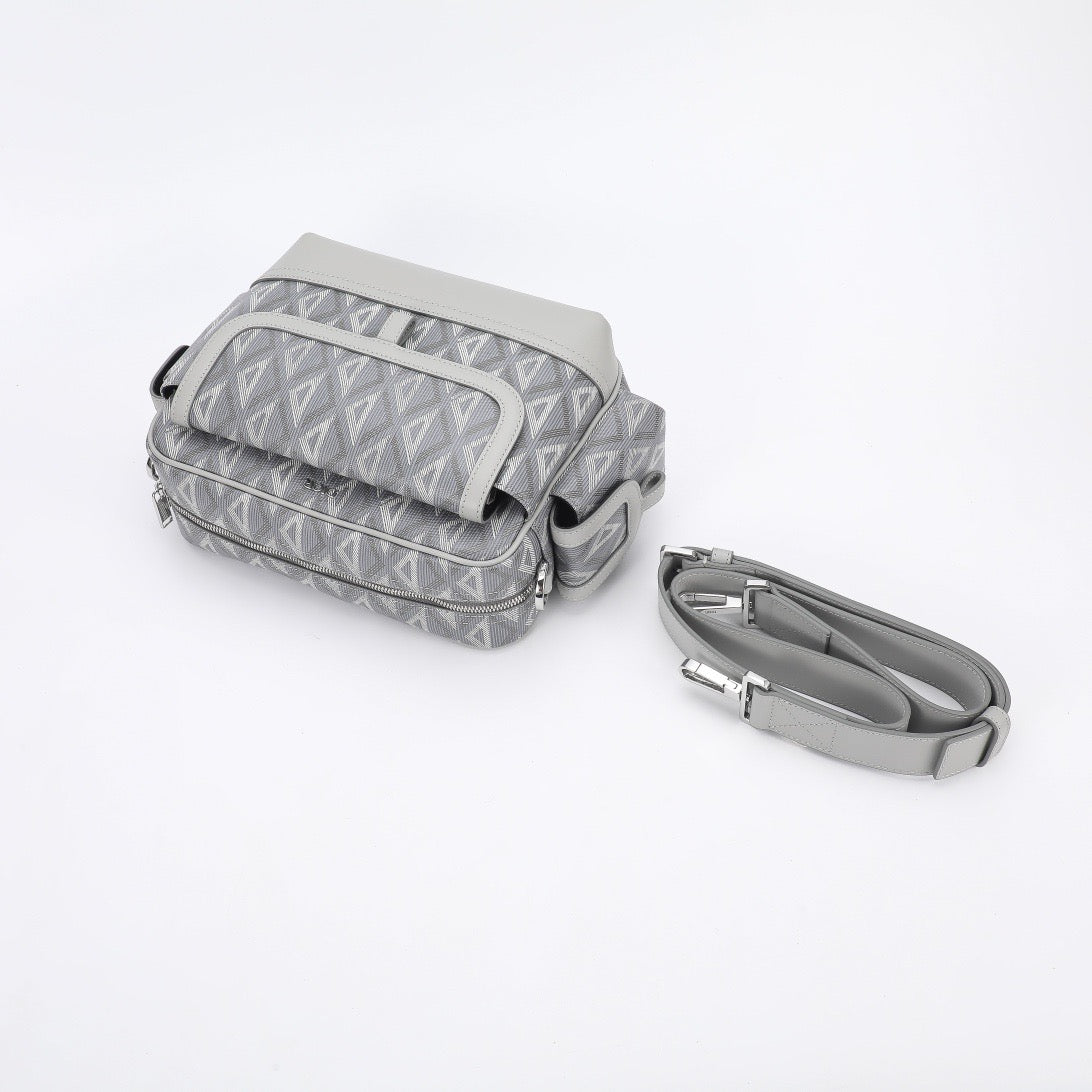 CD Hit The Road Diamond Messenger Bag