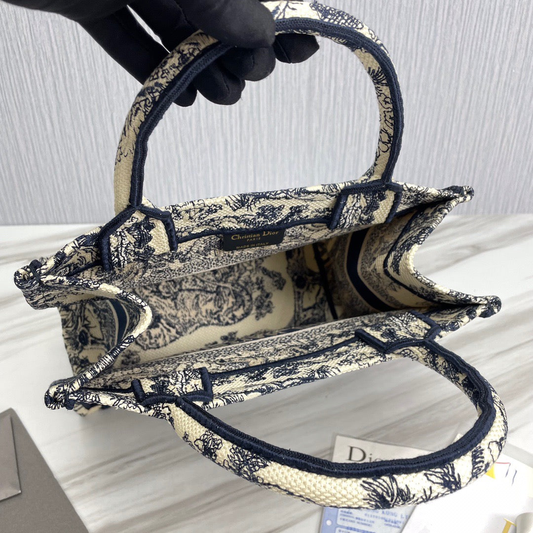 CD Book Tote