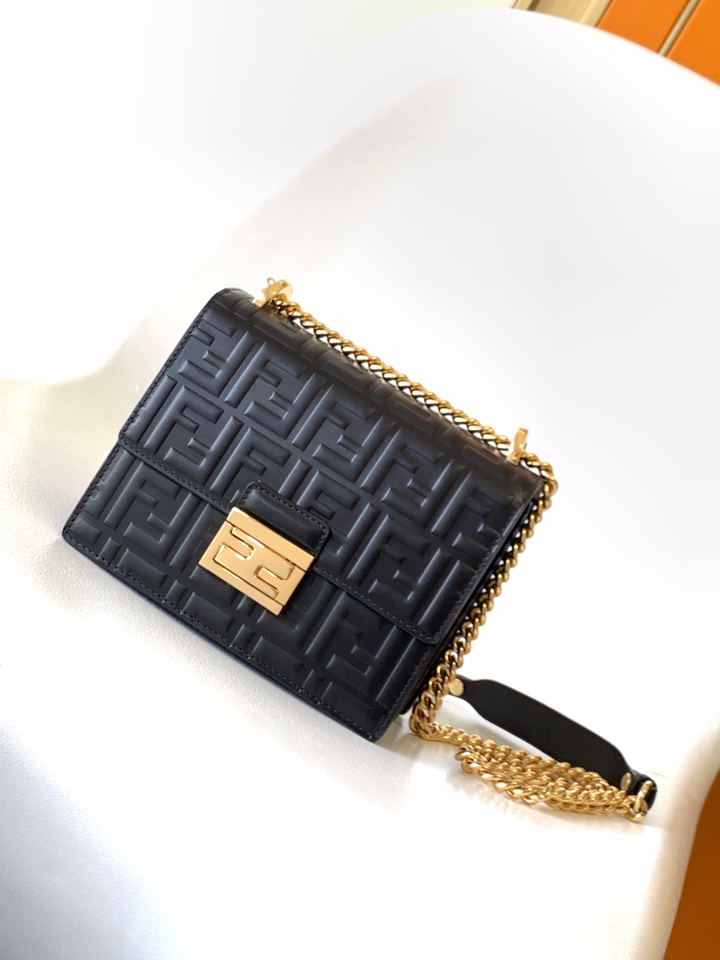 FD Kan U Flap Bag
