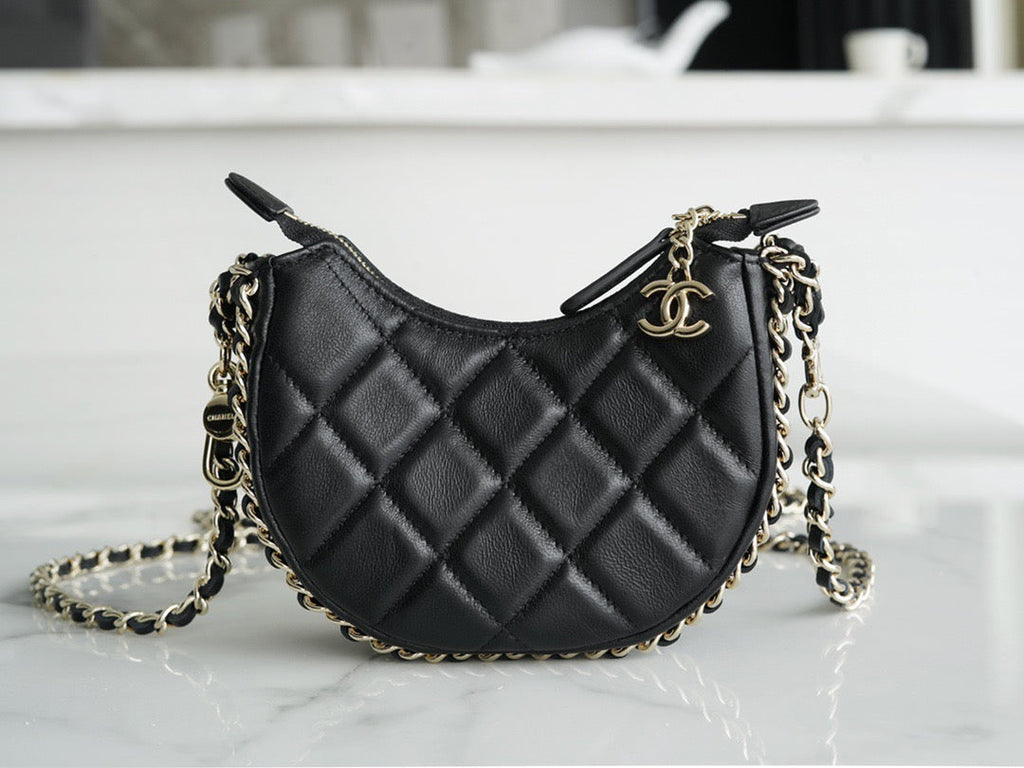CNL 23p Hobo Bag