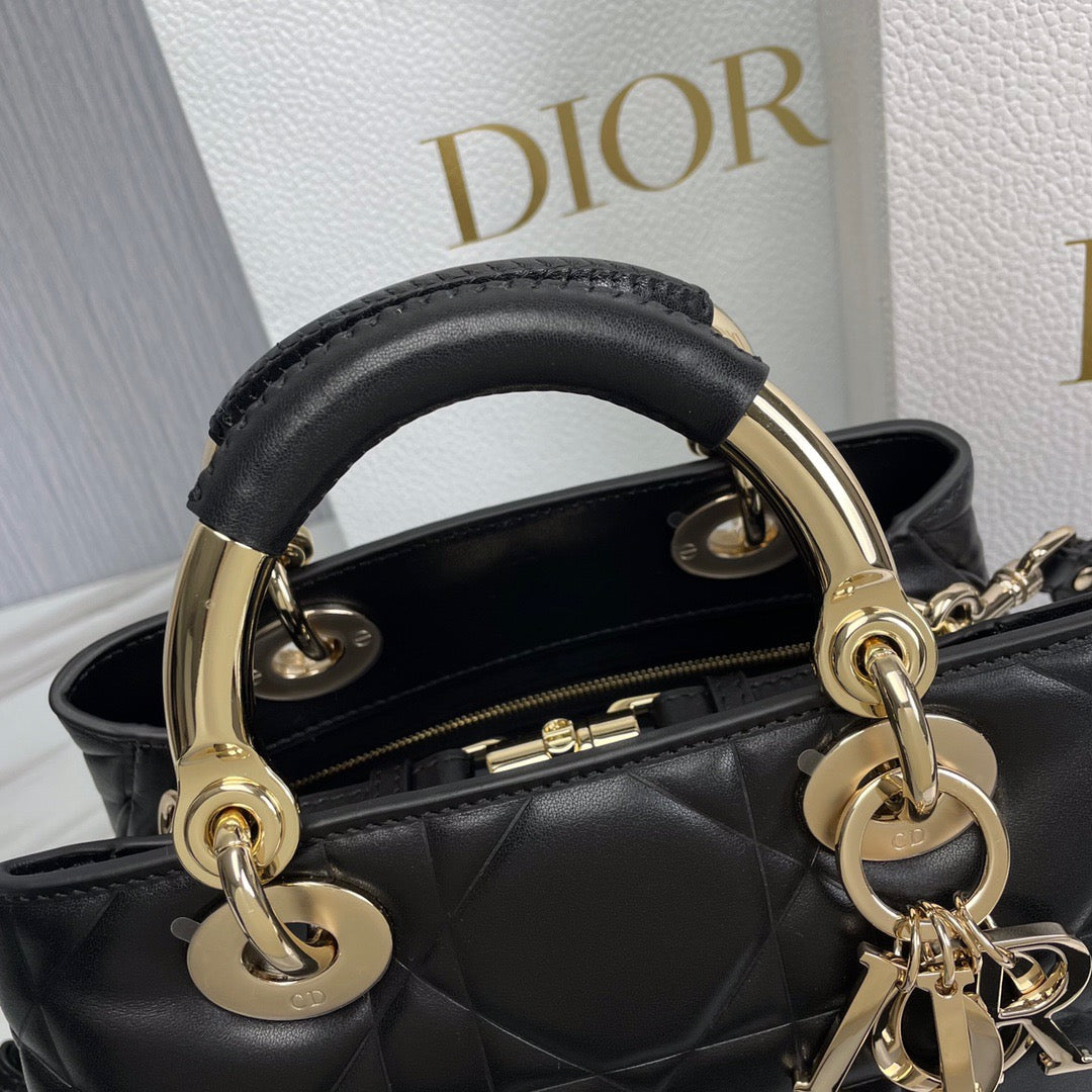 CD Handbag