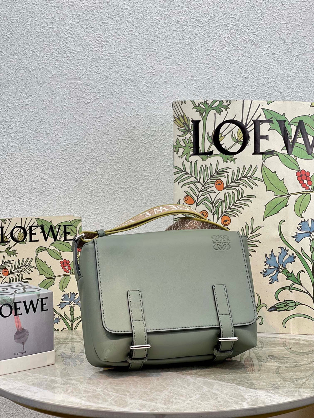 LW Messenger Bag