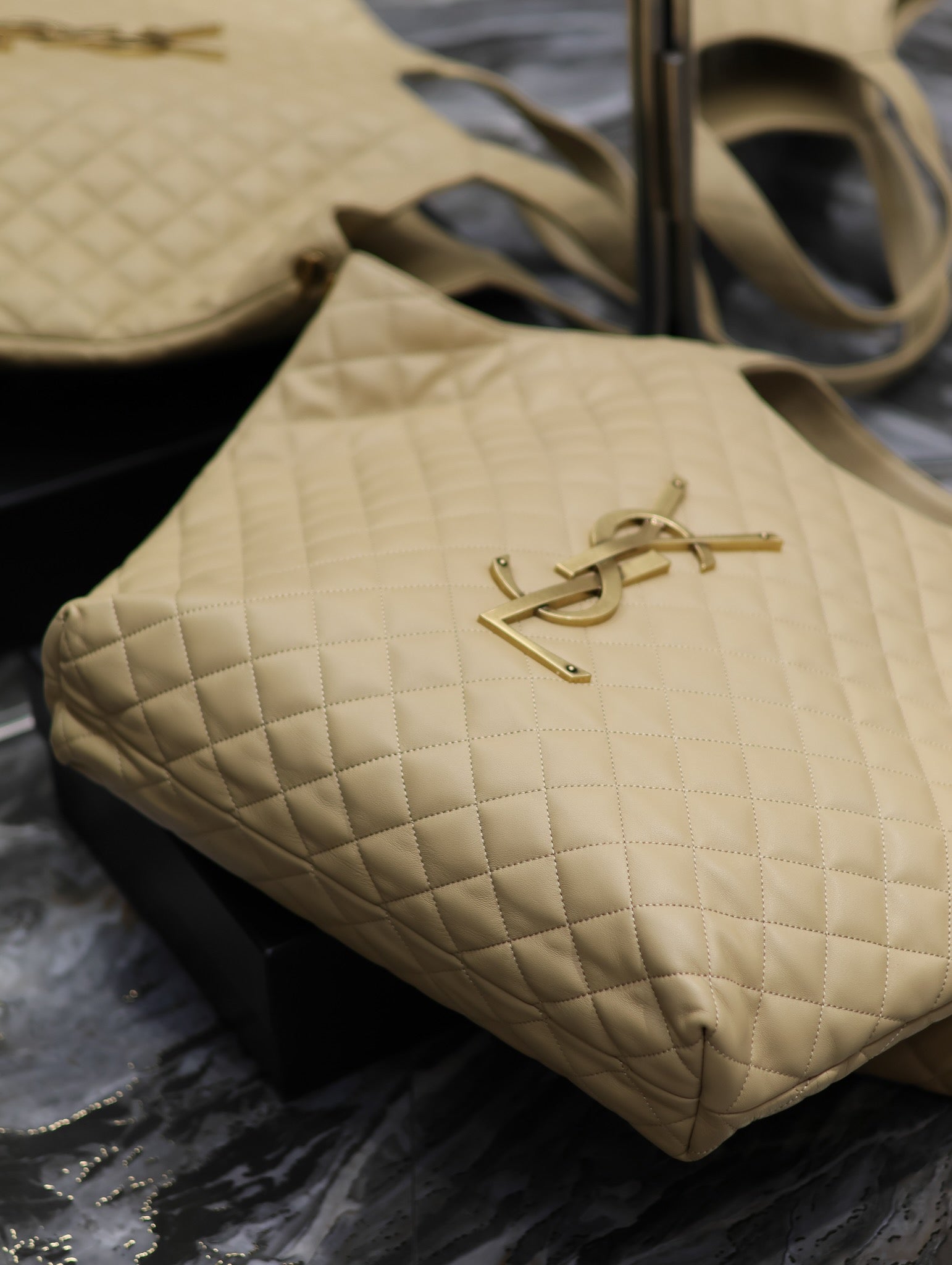 YVT Shopping Tote